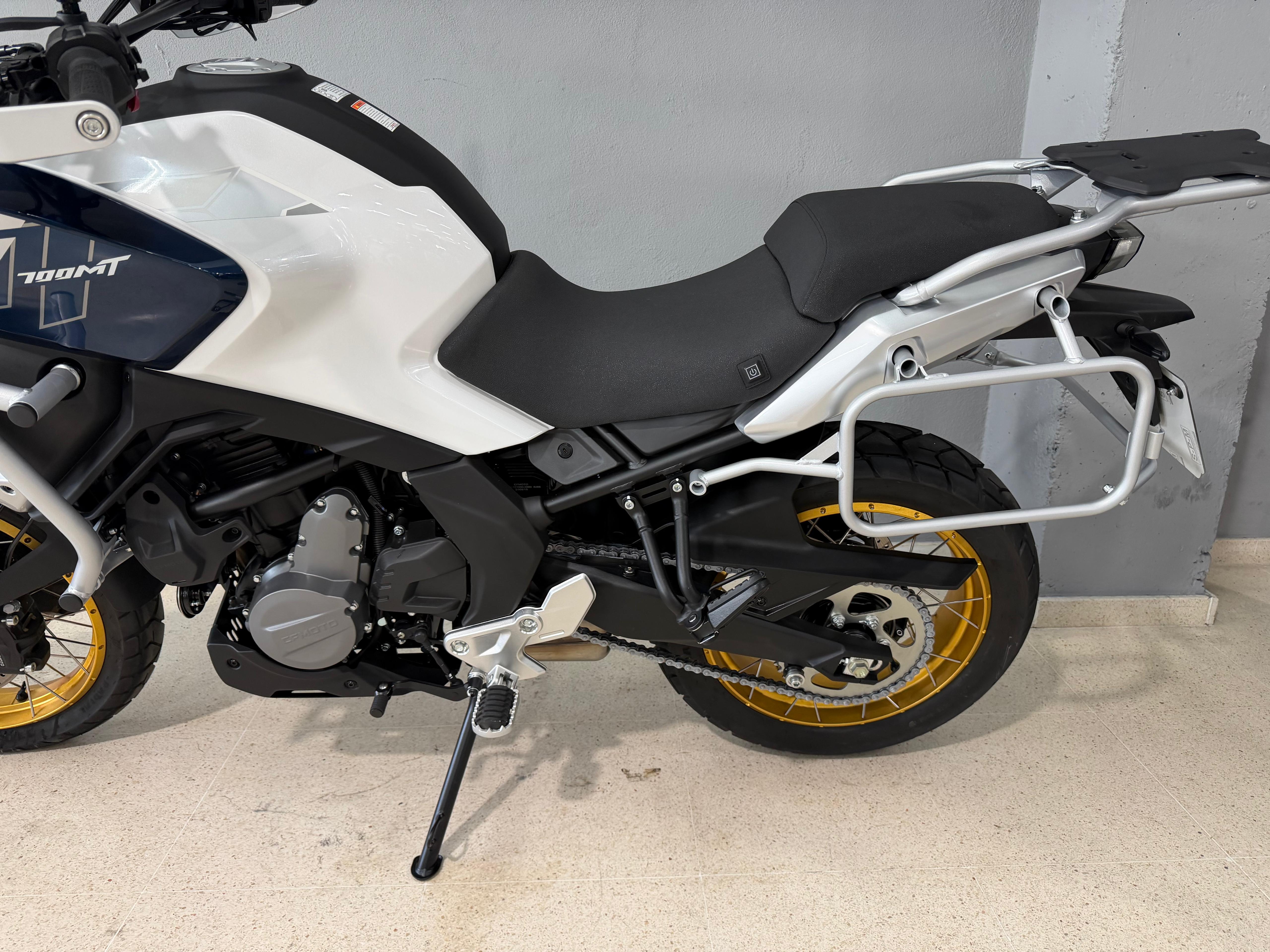 Imagen de CFMOTO 700 MT