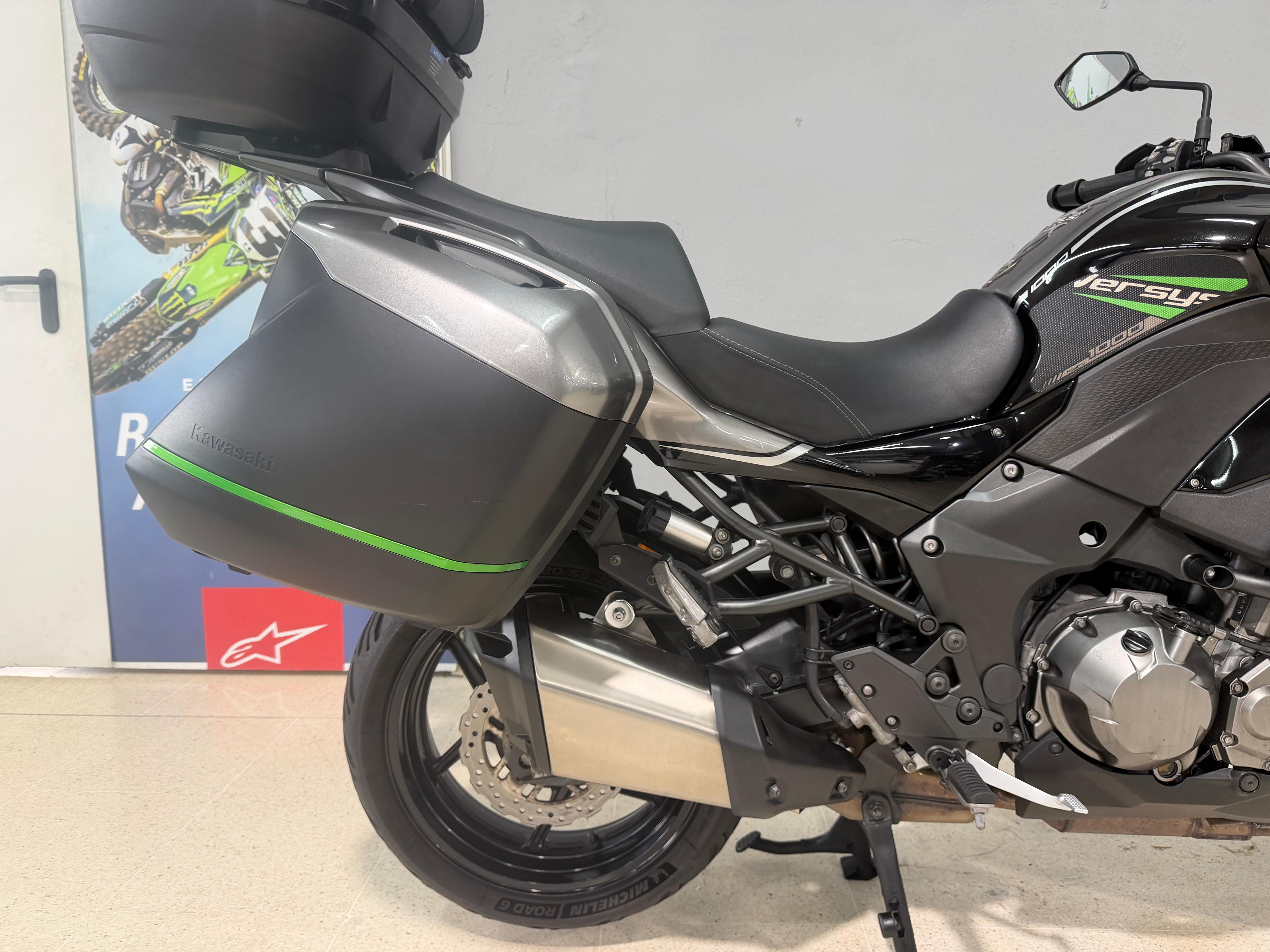 Foto 1 de KAWASAKI VERSYS 1000 S Imagen de KAWASAKI VERSYS 1000 S