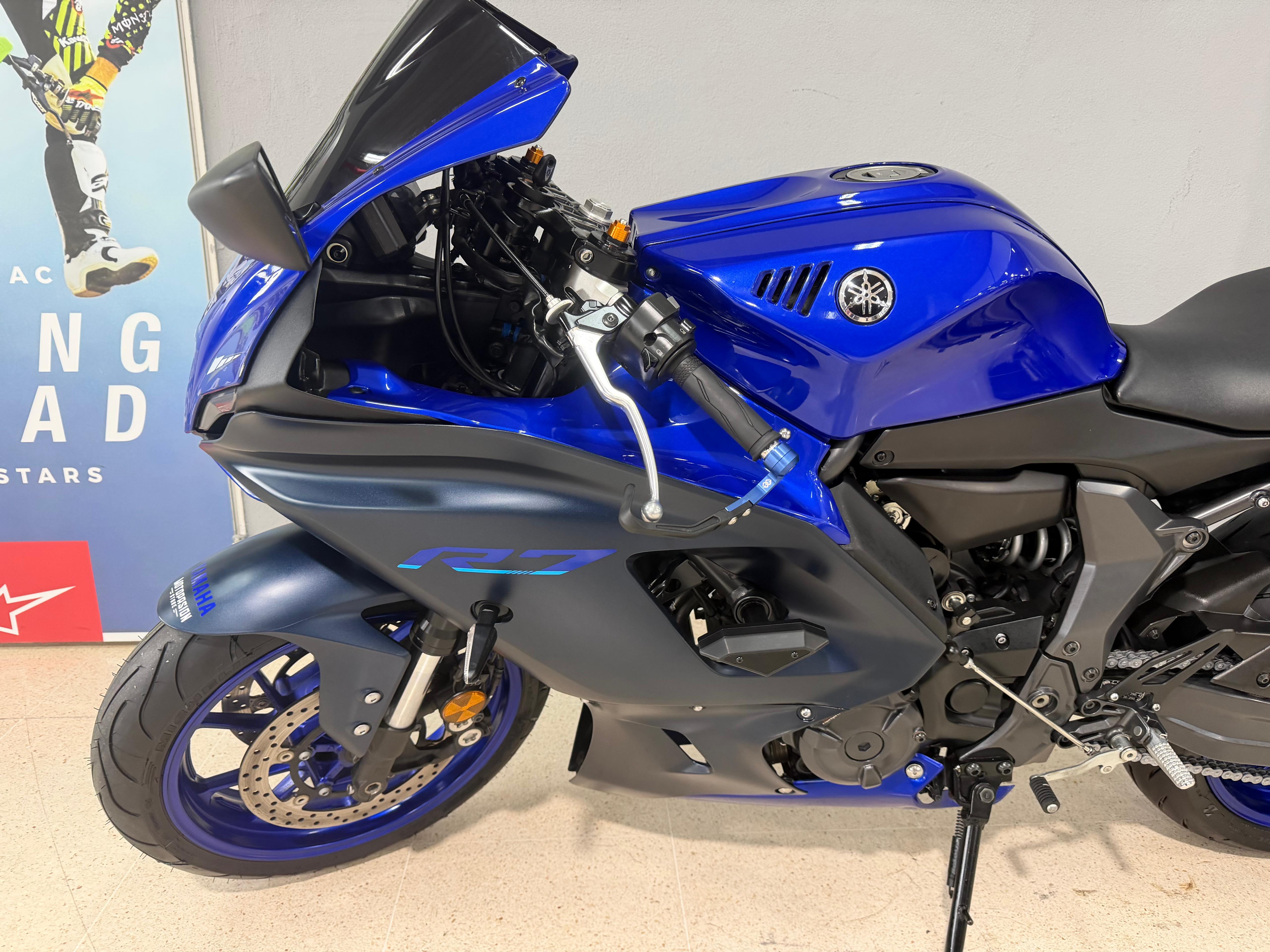 Foto 5 de YAMAHA R7 Imagen de YAMAHA R7