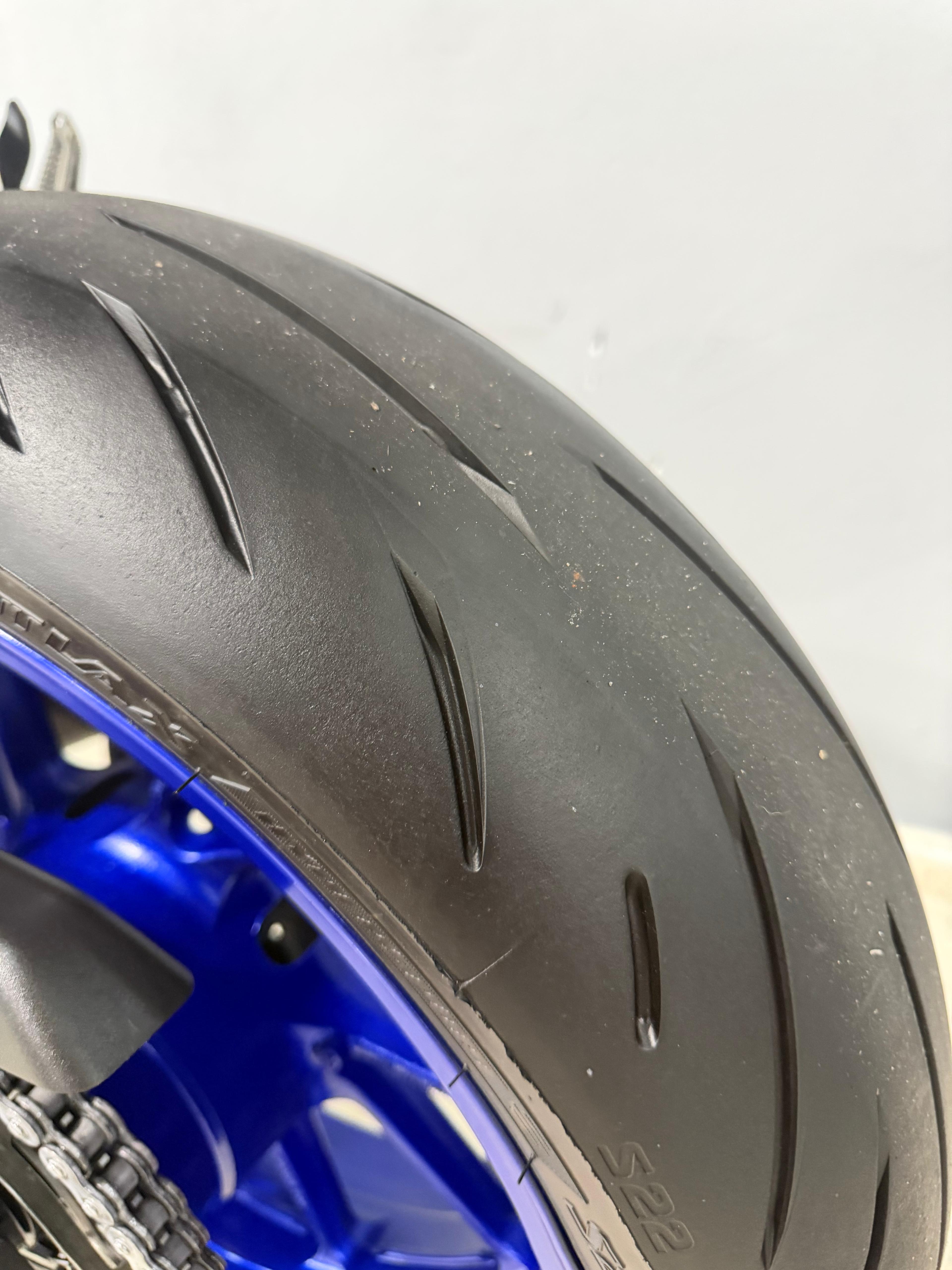 Foto 8 de YAMAHA R7 Imagen de YAMAHA R7
