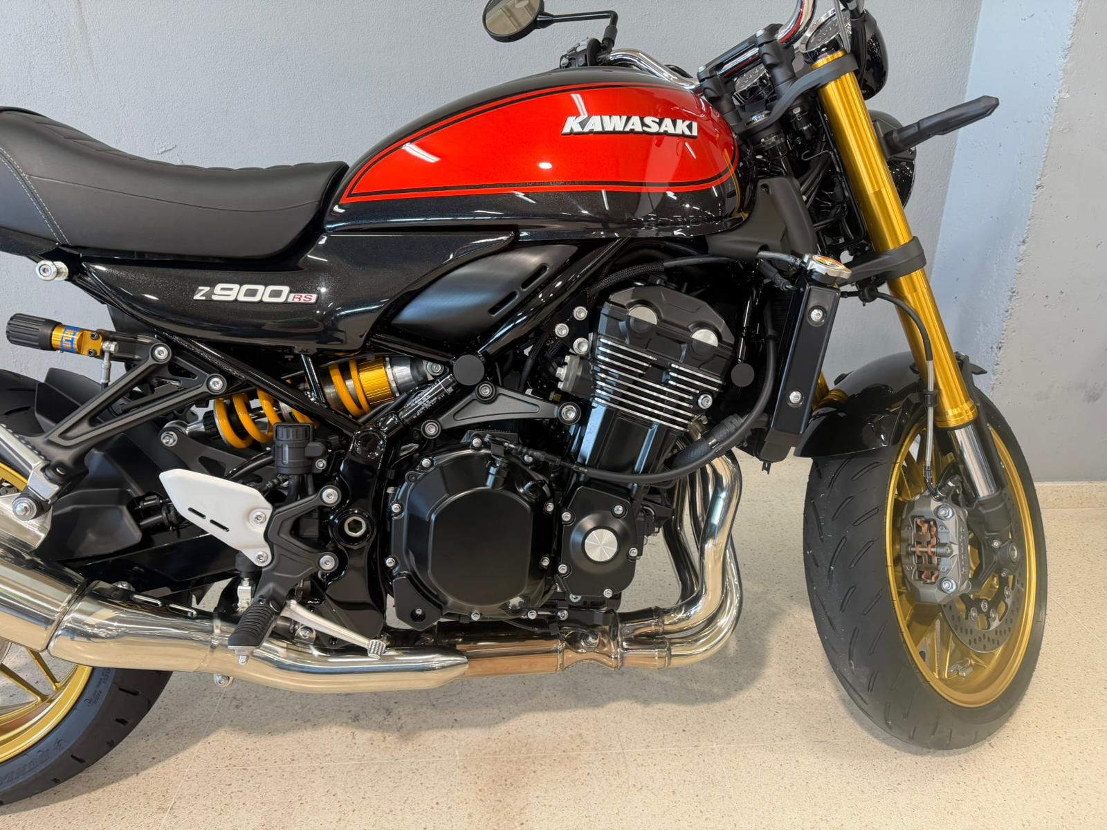 Foto 2 de KAWASAKI Z 900 RS SE Imagen de KAWASAKI Z 900 RS SE