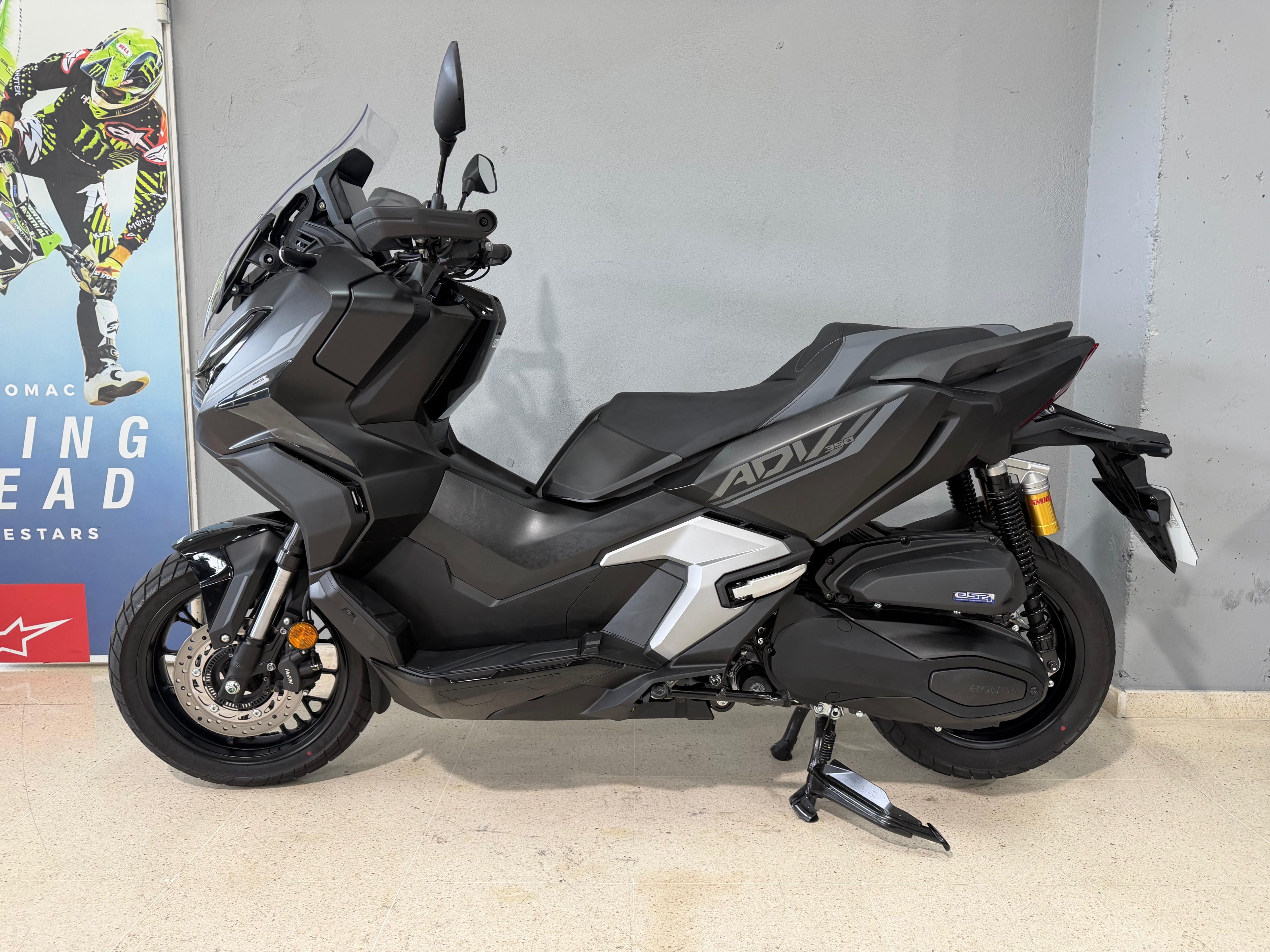Imagen de HONDA ADV 350