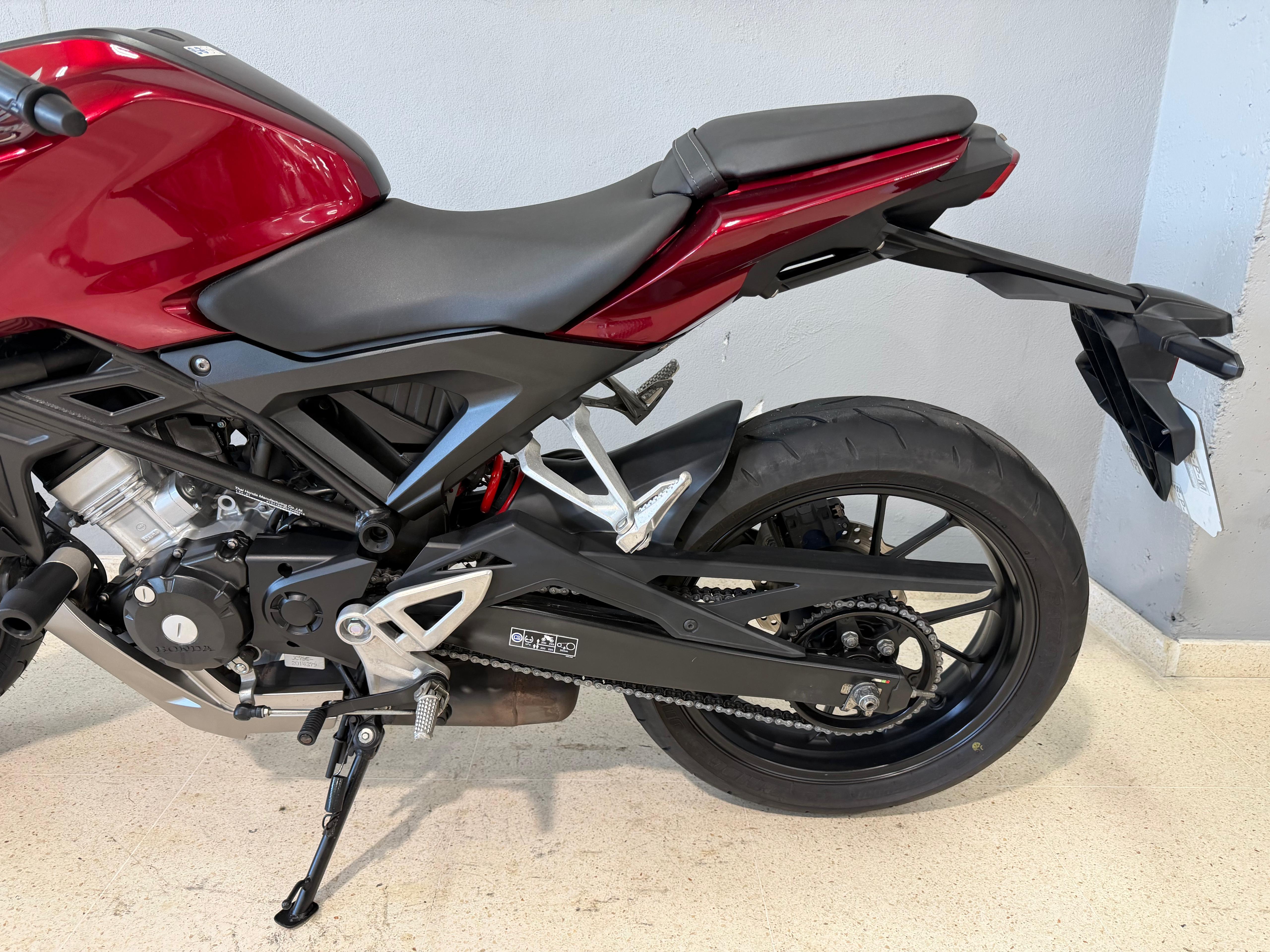 Imagen de HONDA CB125R