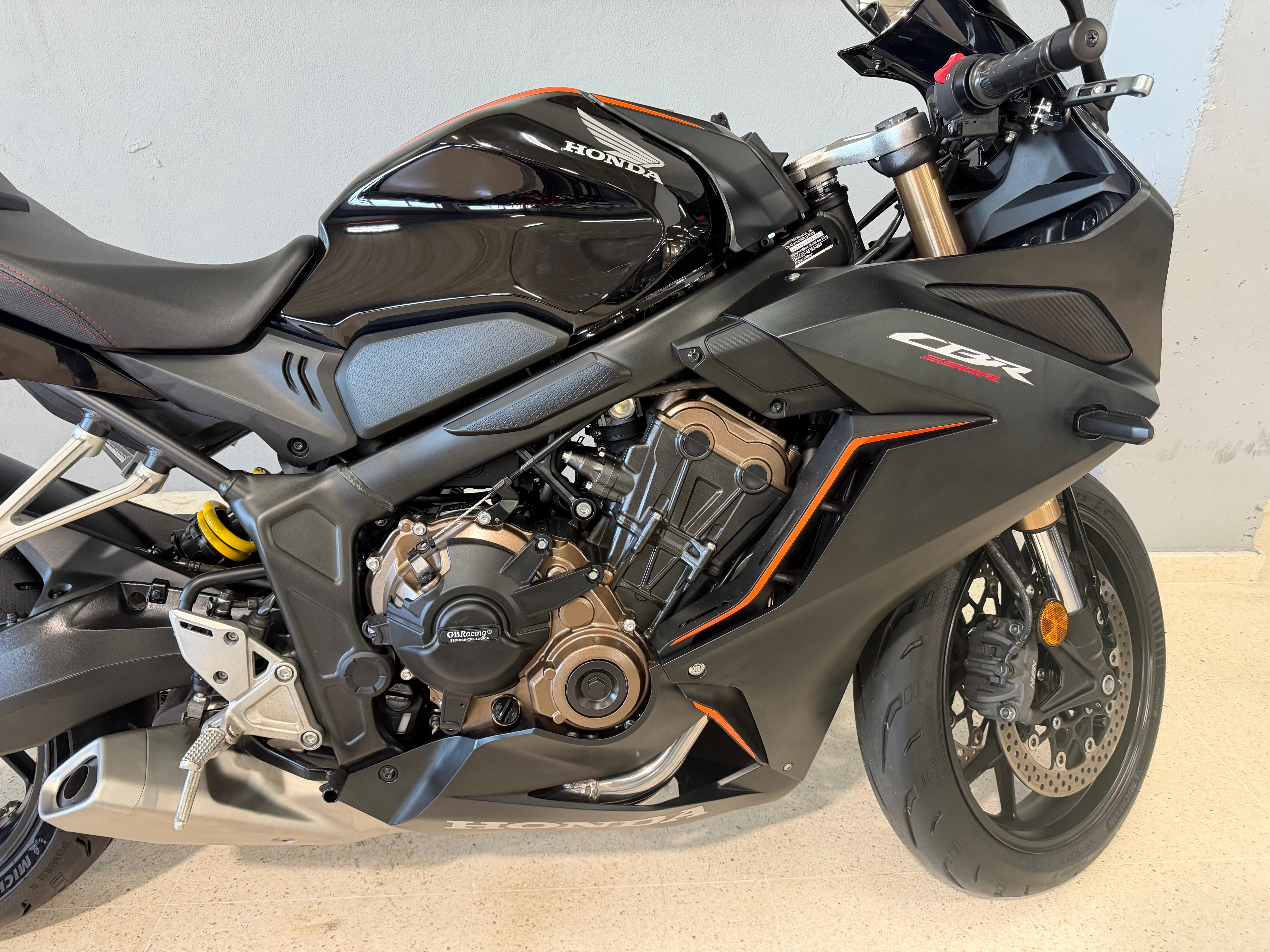 Imagen de HONDA CBR650R