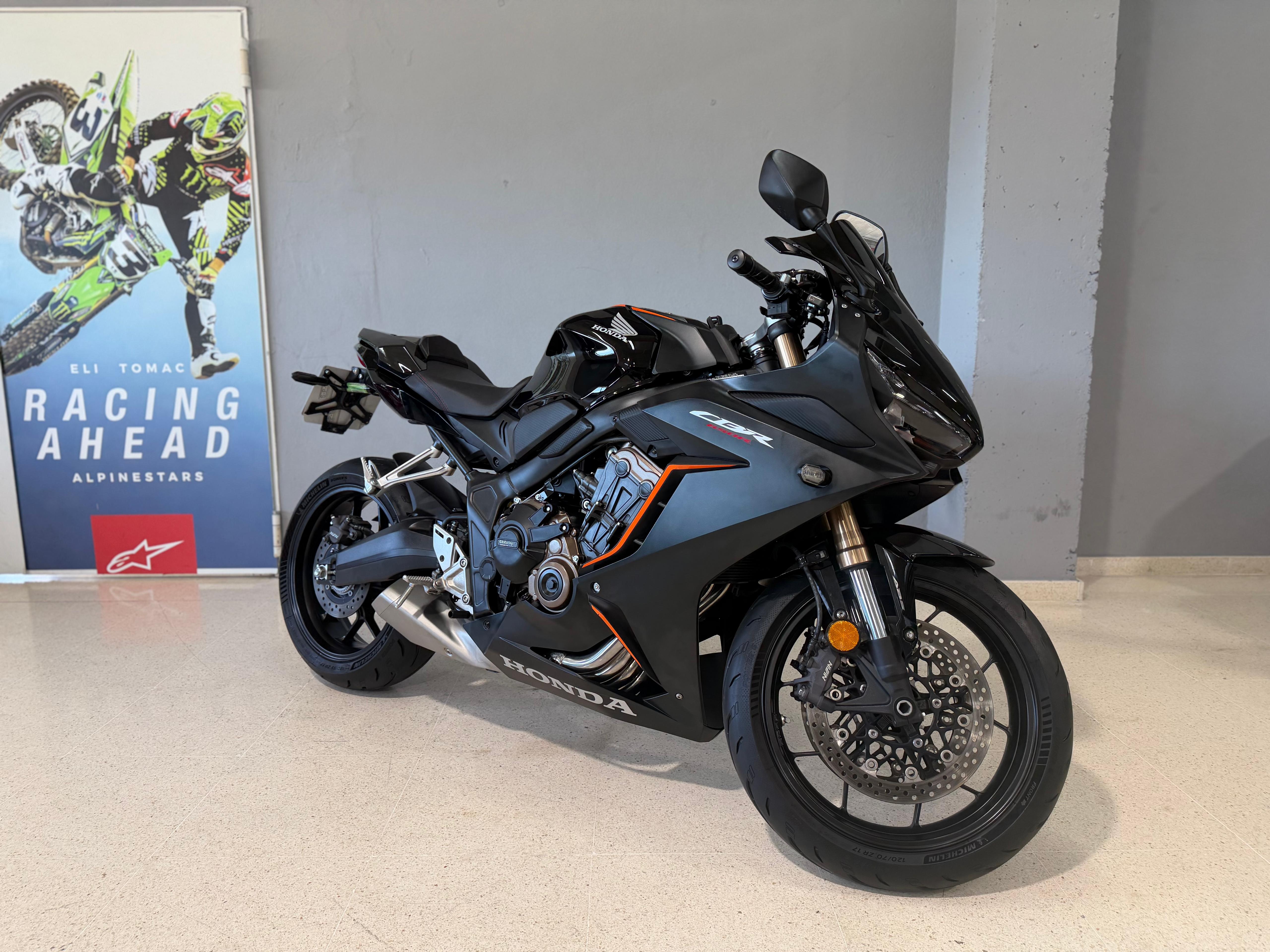 Imagen de HONDA CBR650R