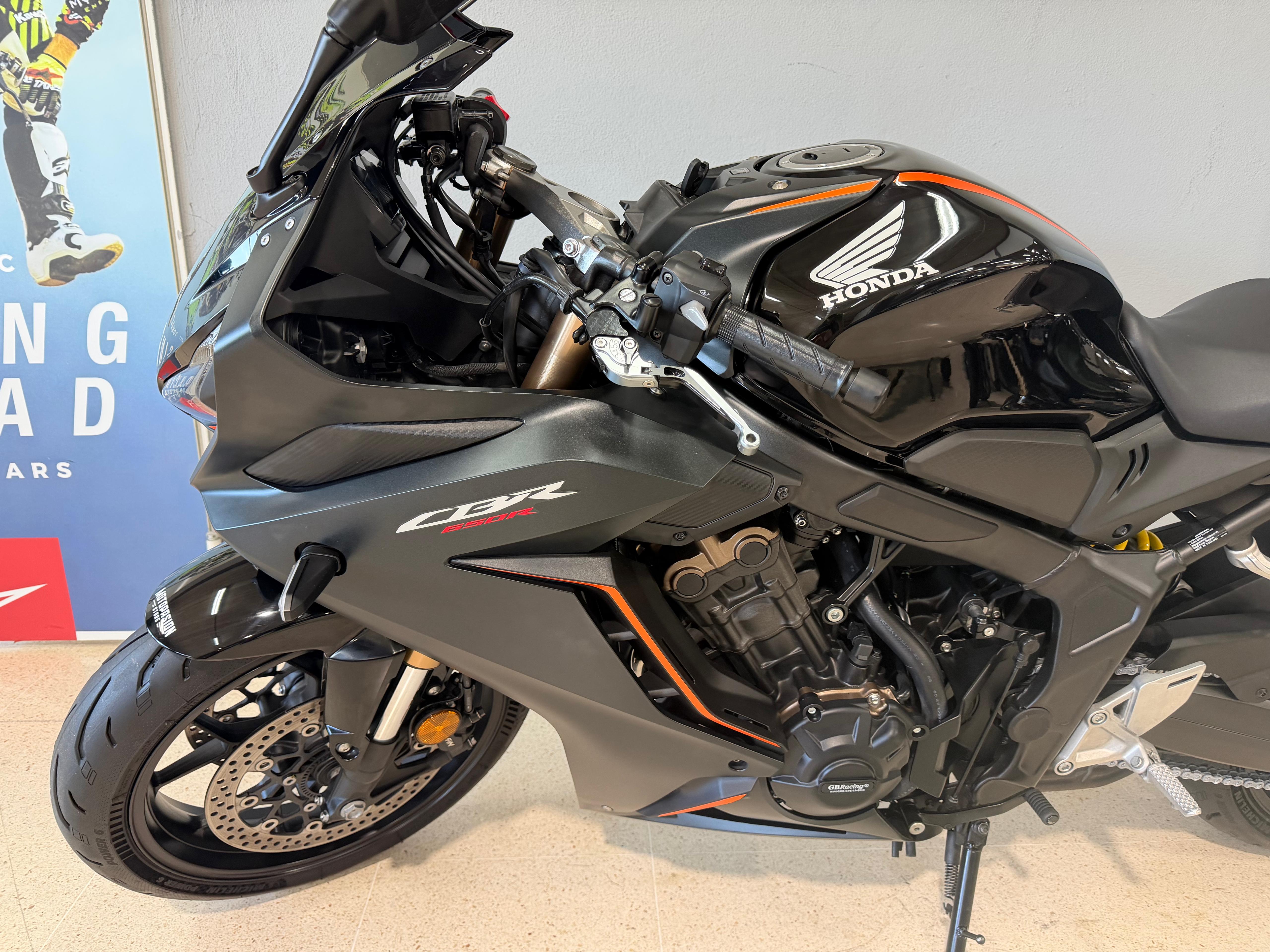 Imagen de HONDA CBR650R