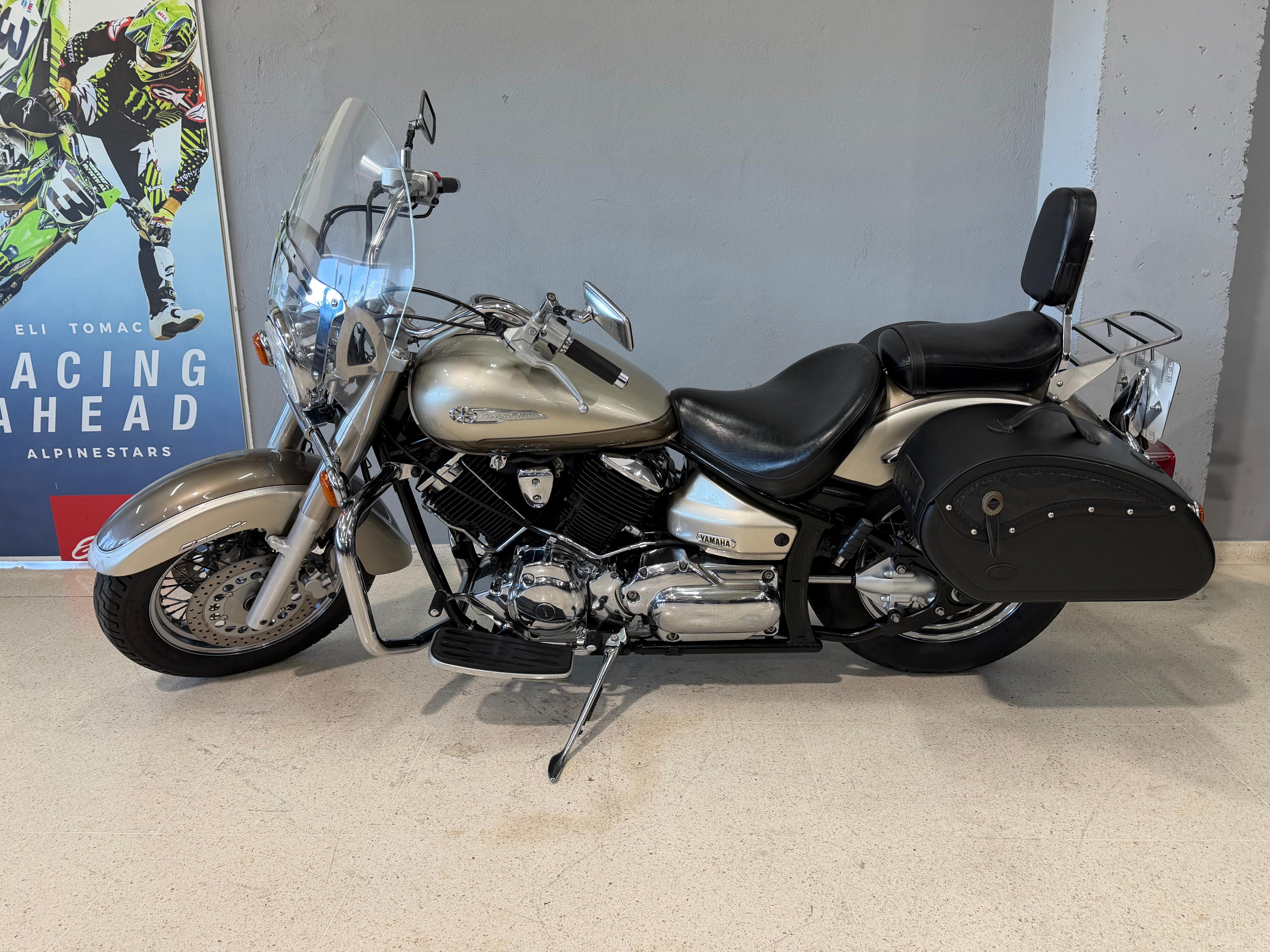 Foto 4 de YAMAHA DRAGSTAR 1100 Imagen de YAMAHA DRAGSTAR 1100