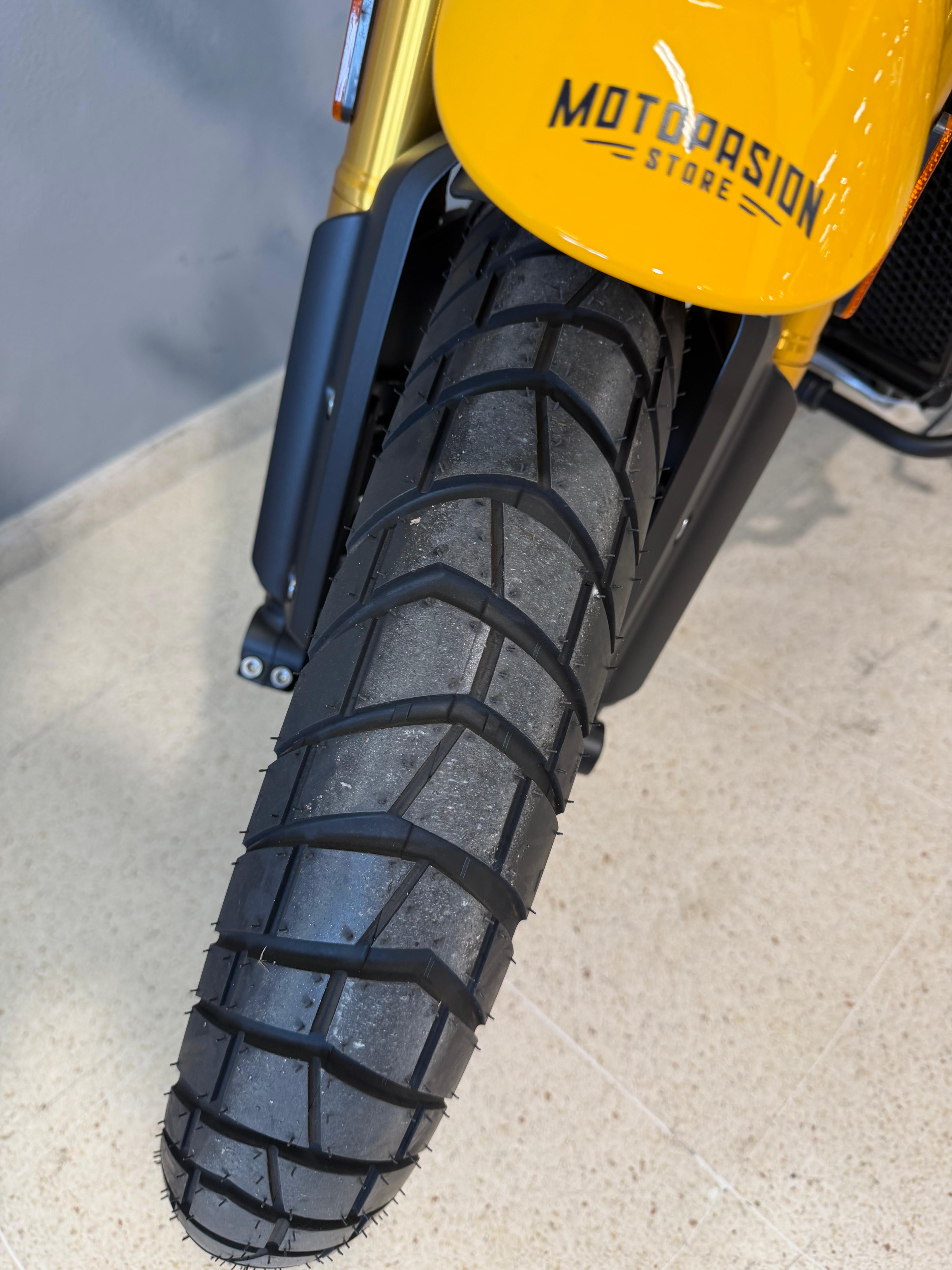 Foto 7 de TRIUMPH SCRAMBLER 400 XC Imagen de TRIUMPH SCRAMBLER 400 XC