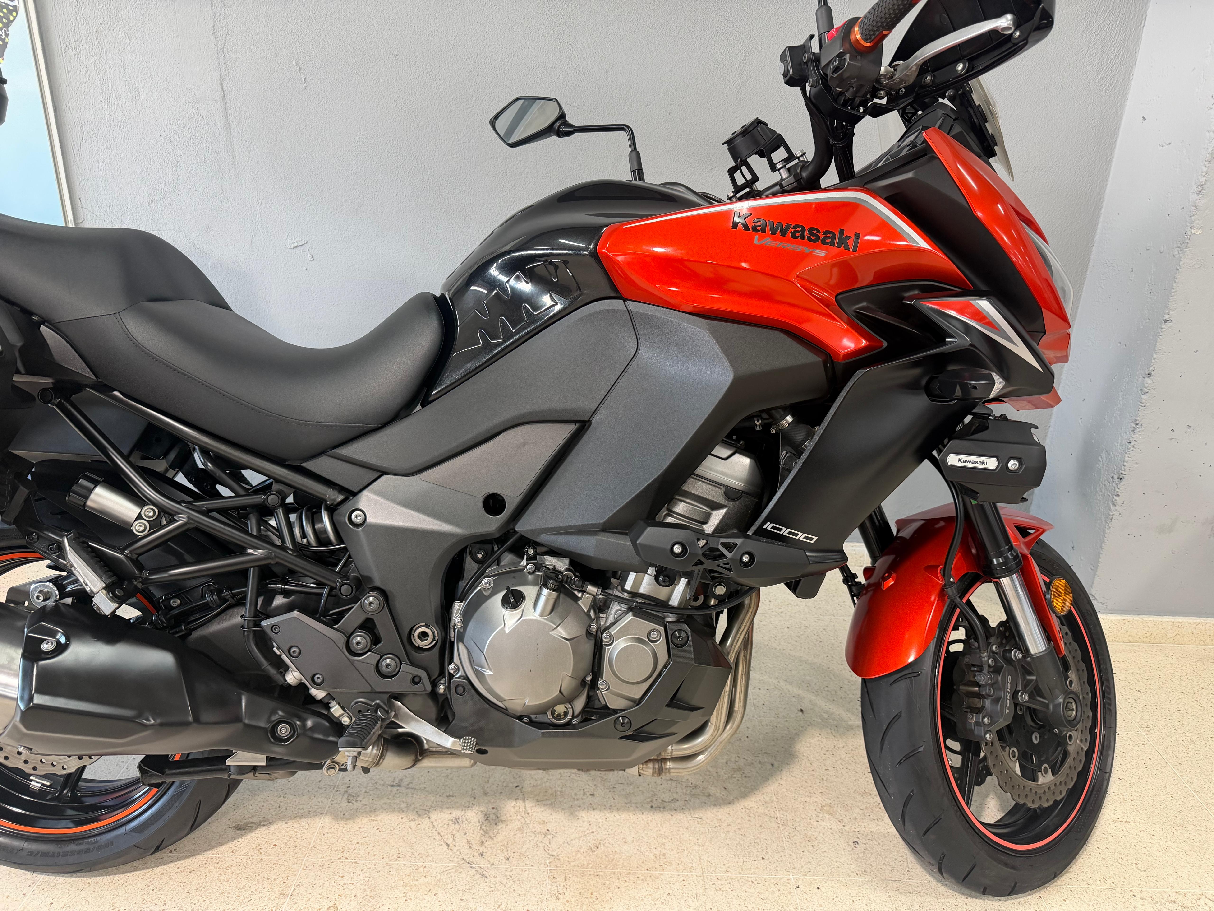 Foto 2 de KAWASAKI VERSYS 1000 Imagen de KAWASAKI VERSYS 1000