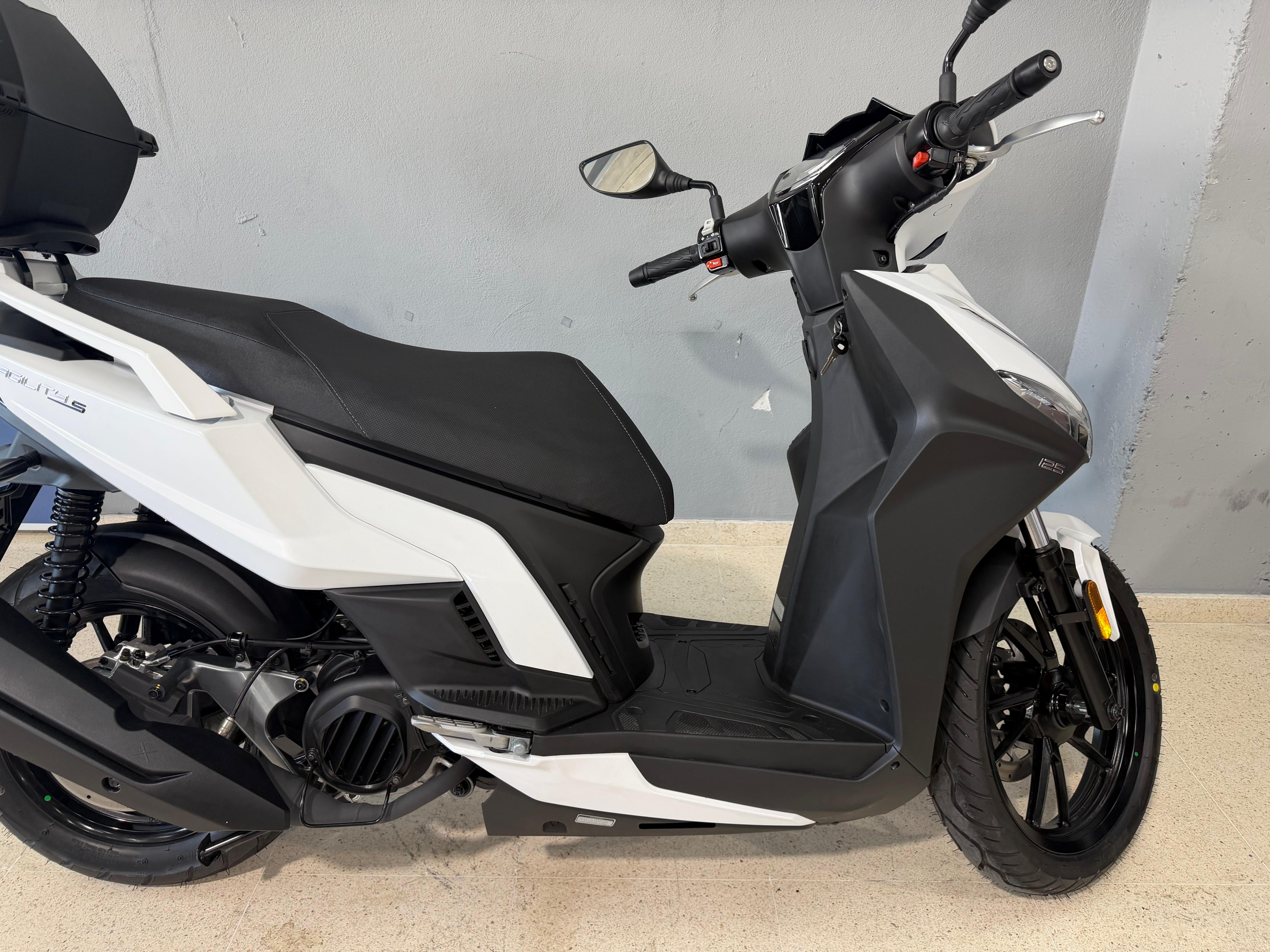 Foto 2 de KYMCO AGILITY S Imagen de KYMCO AGILITY S