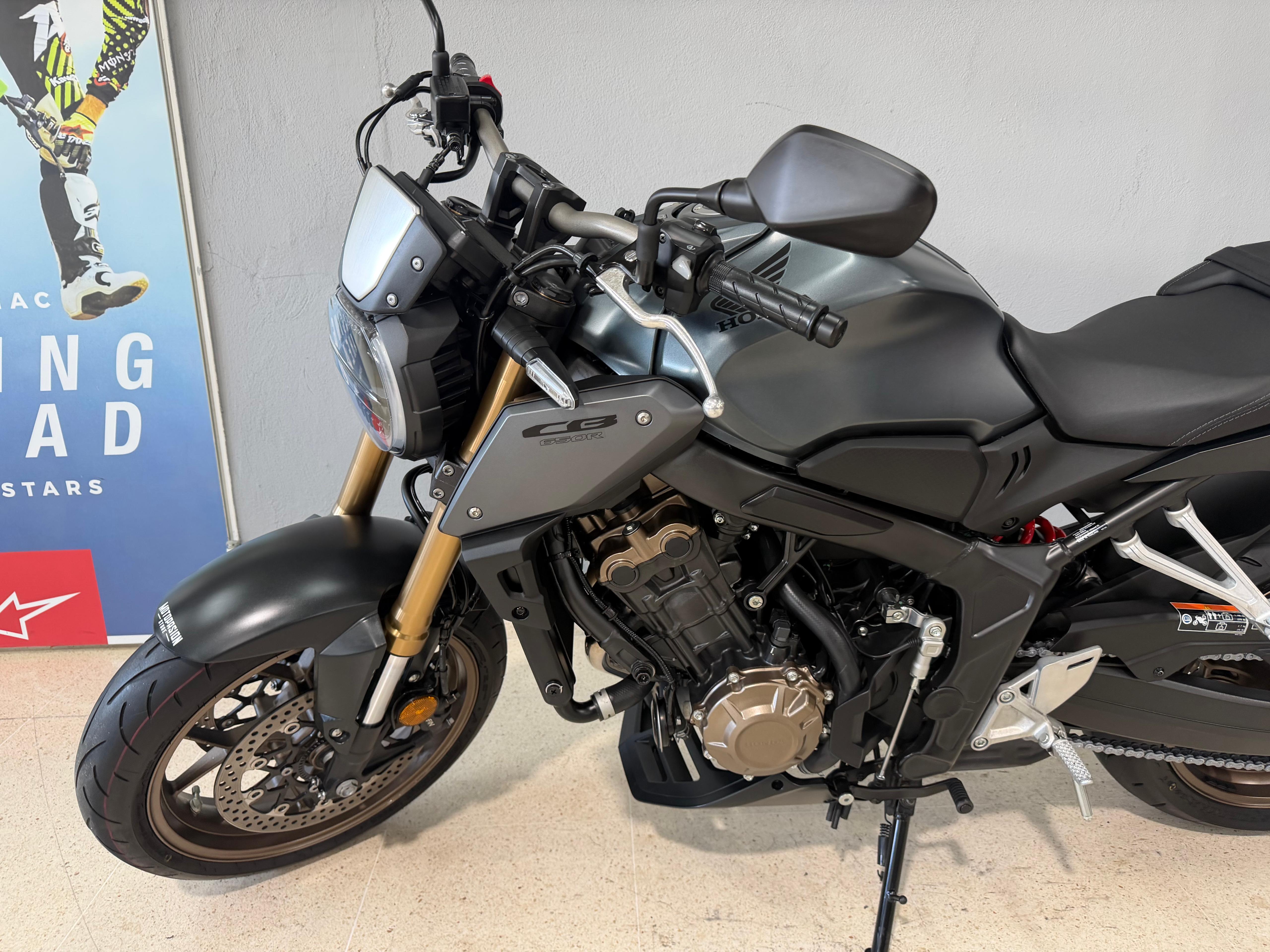Foto 5 de HONDA CB650R Imagen de HONDA CB650R