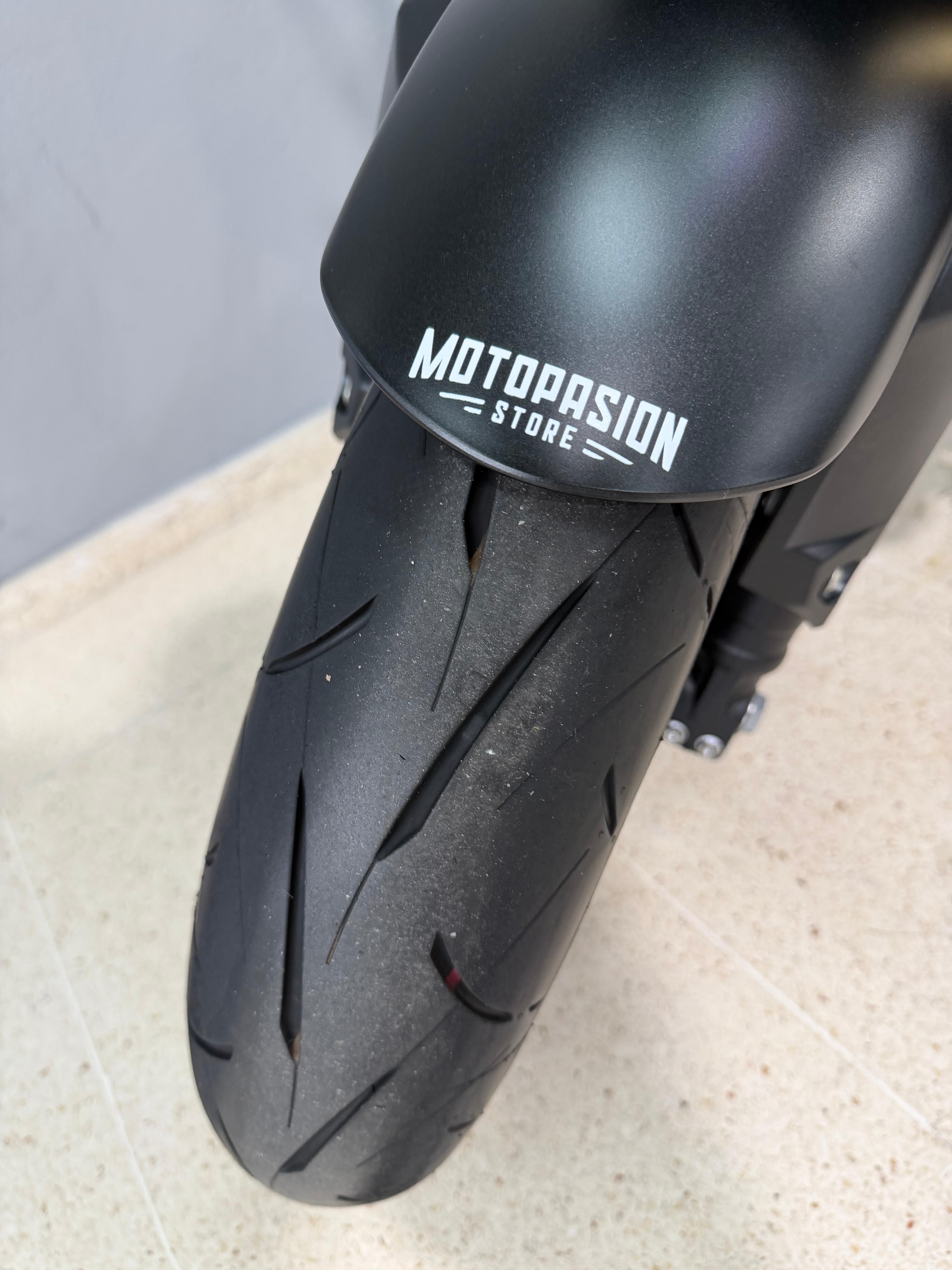 Foto 7 de HONDA CB650R E-CLUTCH Imagen de HONDA CB650R E-CLUTCH