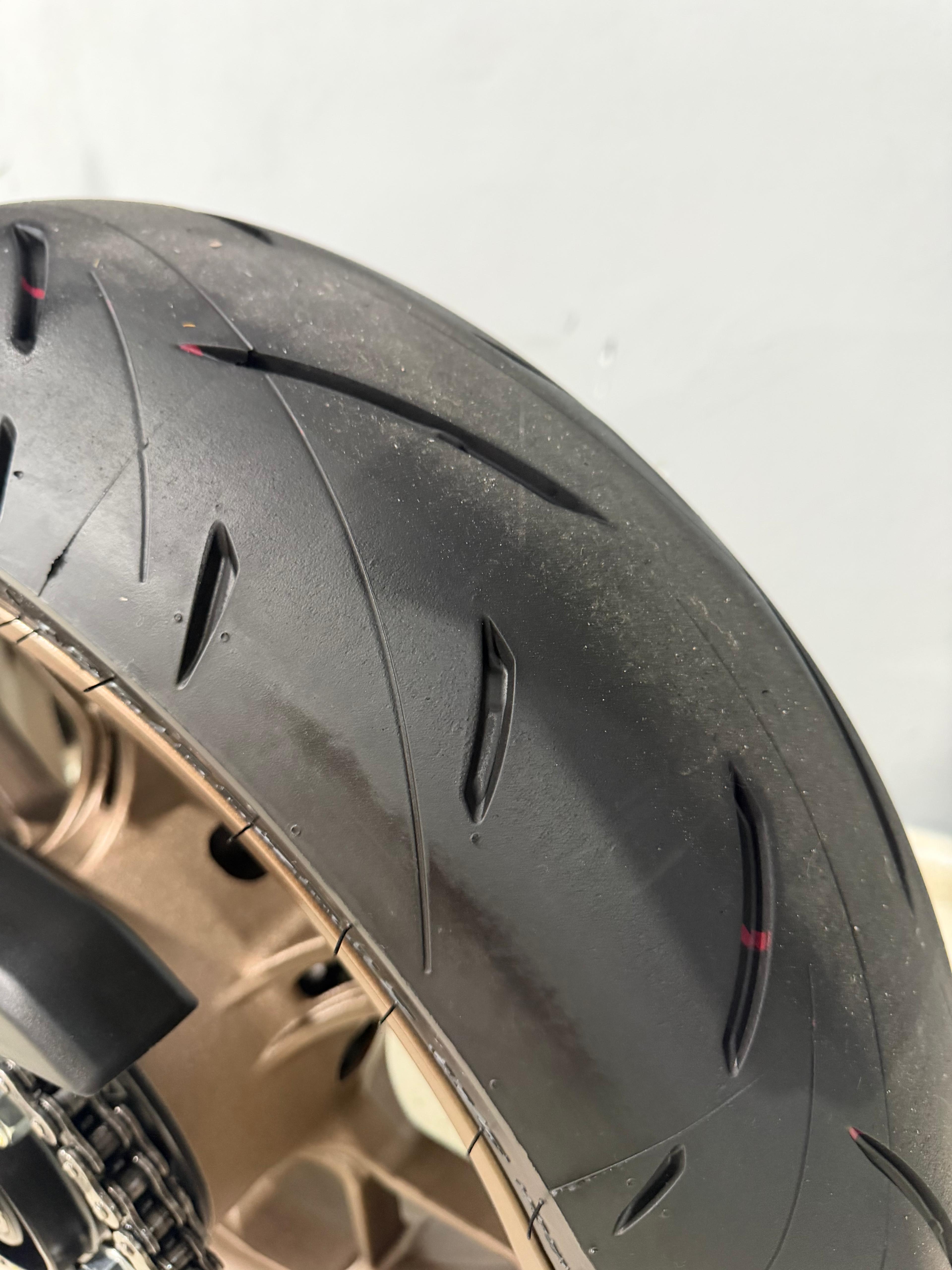 Foto 8 de HONDA CB650R E-CLUTCH Imagen de HONDA CB650R E-CLUTCH