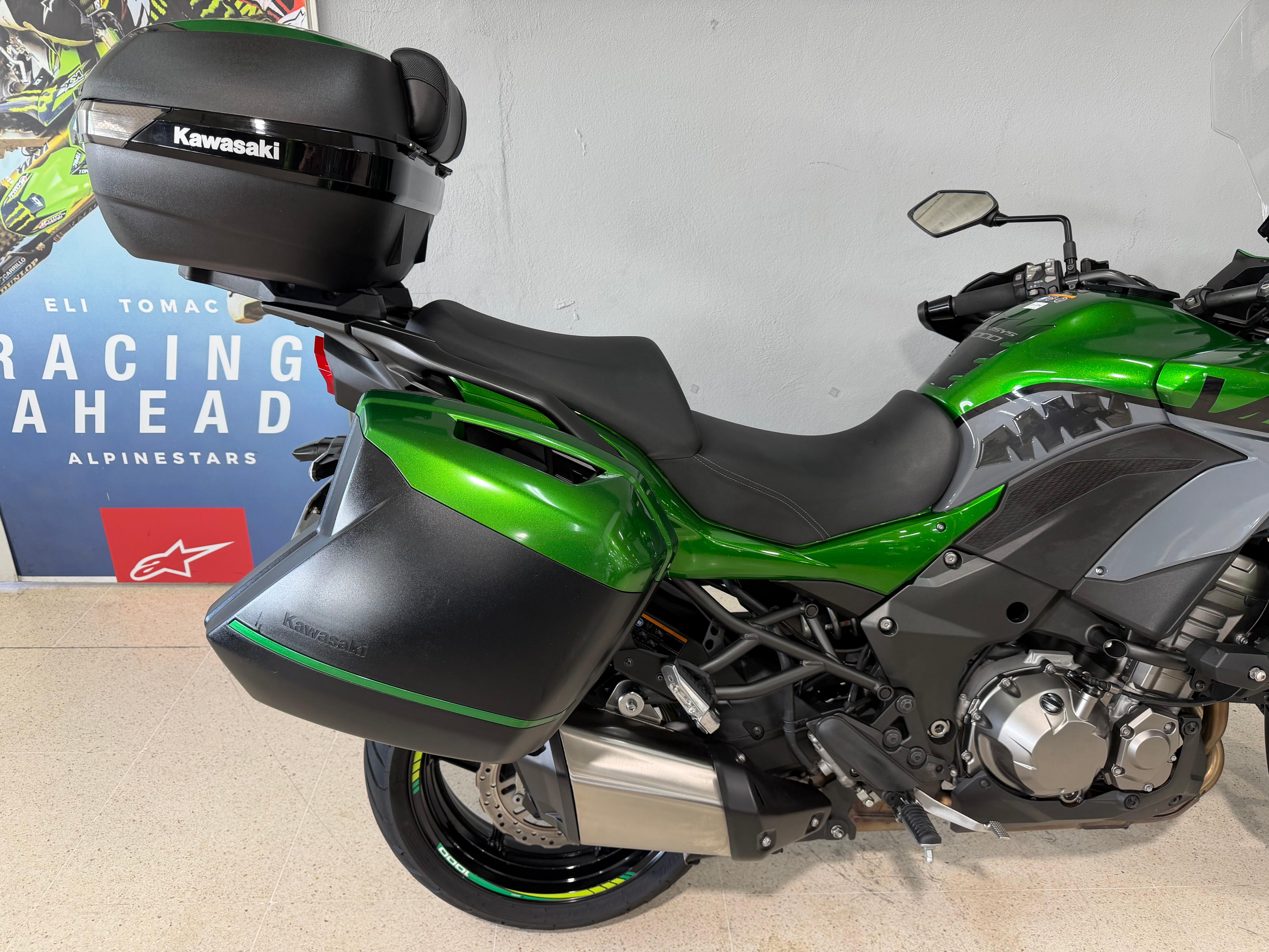 Foto 1 de KAWASAKI VERSYS 1000 19 - VERDE Imagen de KAWASAKI VERSYS 1000 19 - VERDE