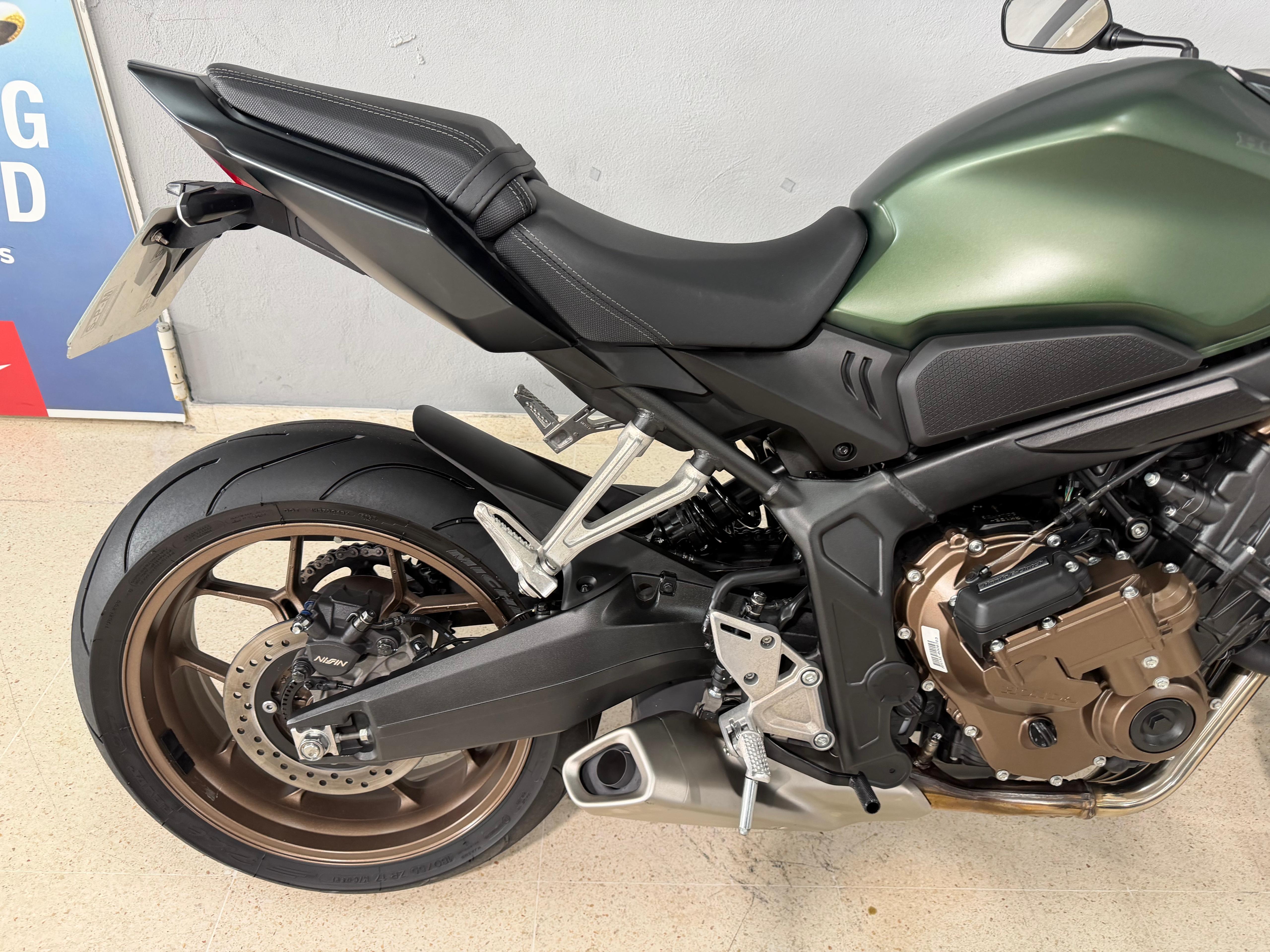 Imagen de HONDA CB650R E-CLUTCH