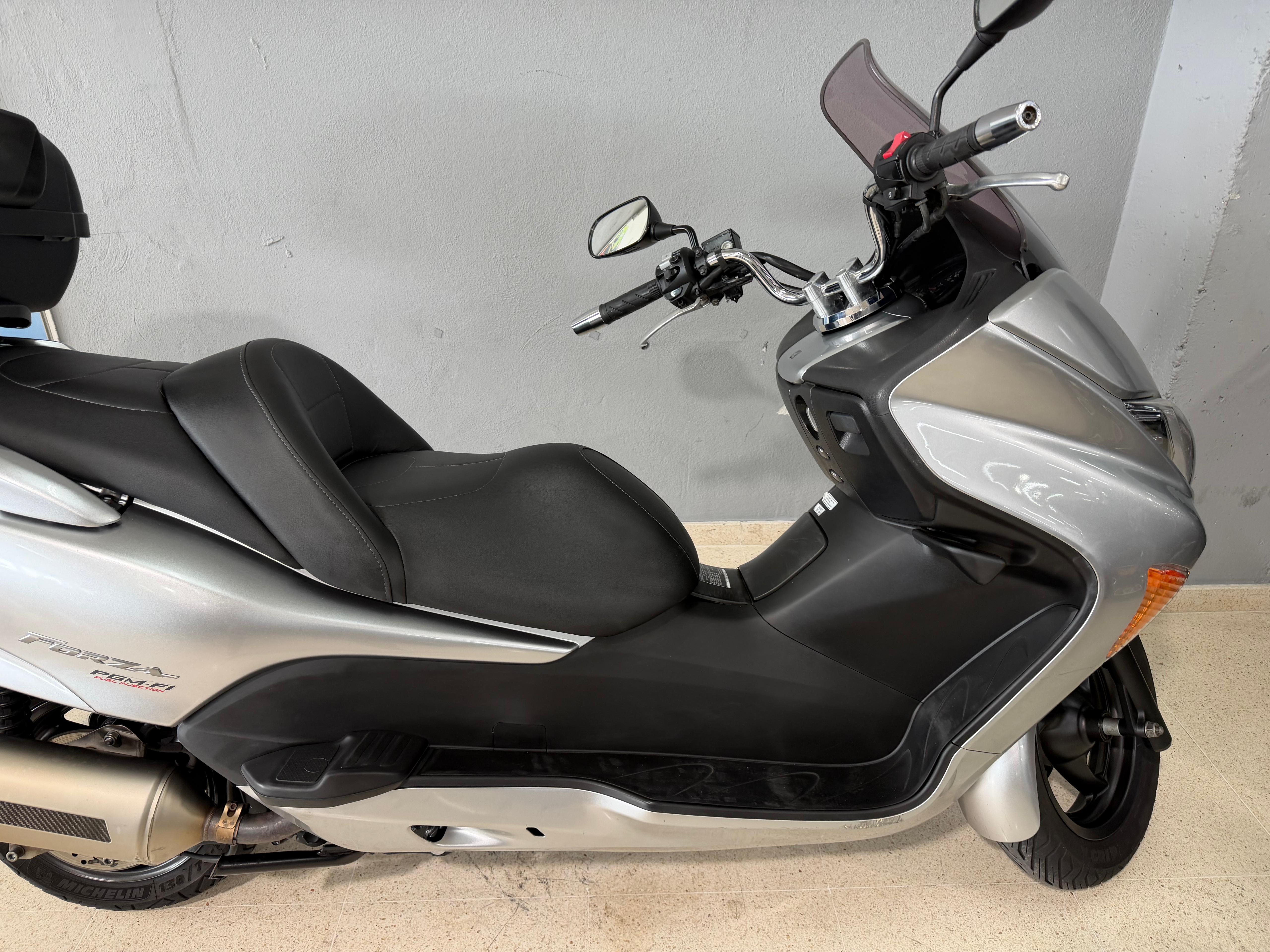 Imagen de HONDA FORZA 250