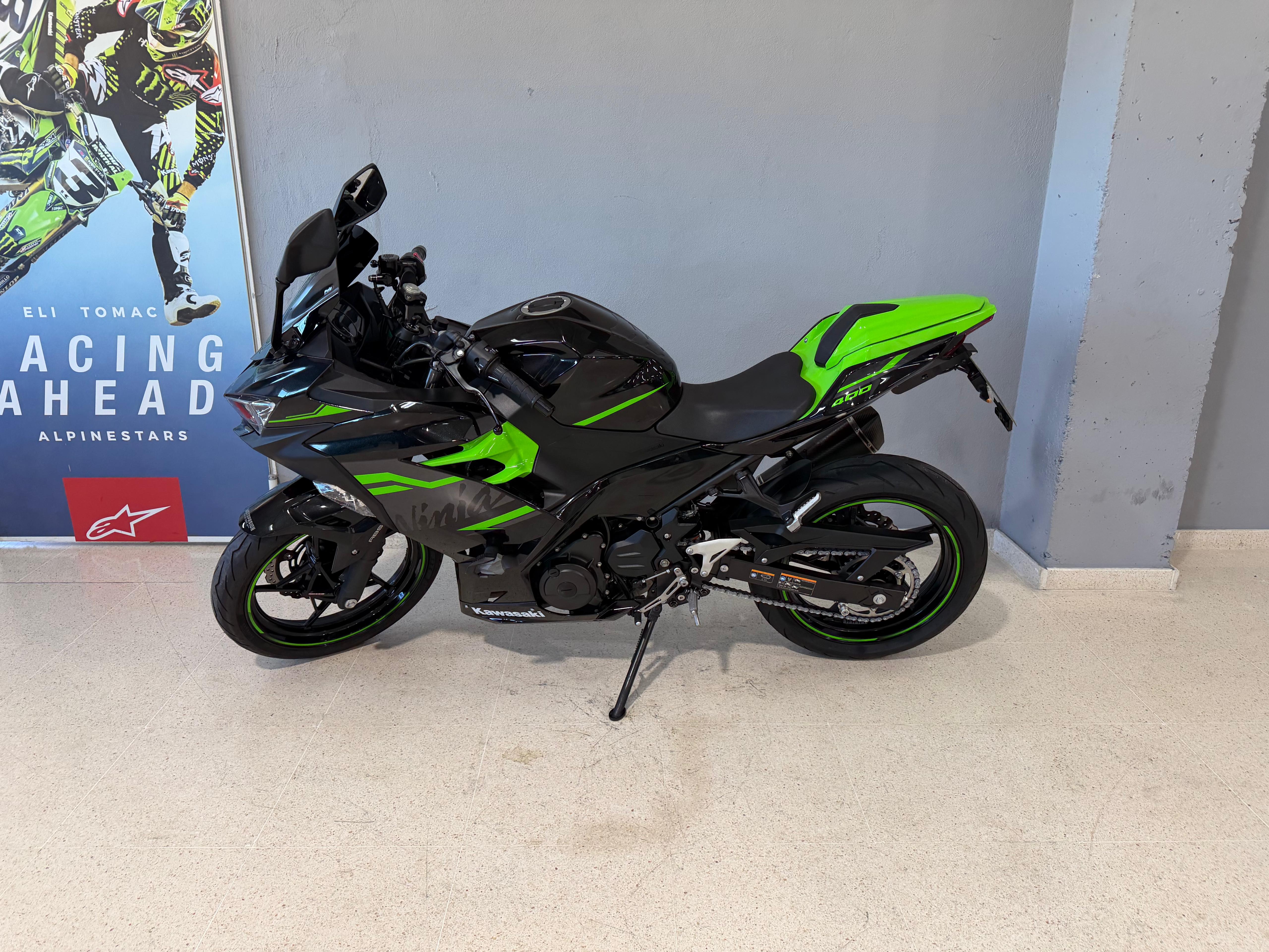 Imagen de KAWASAKI NINJA 400