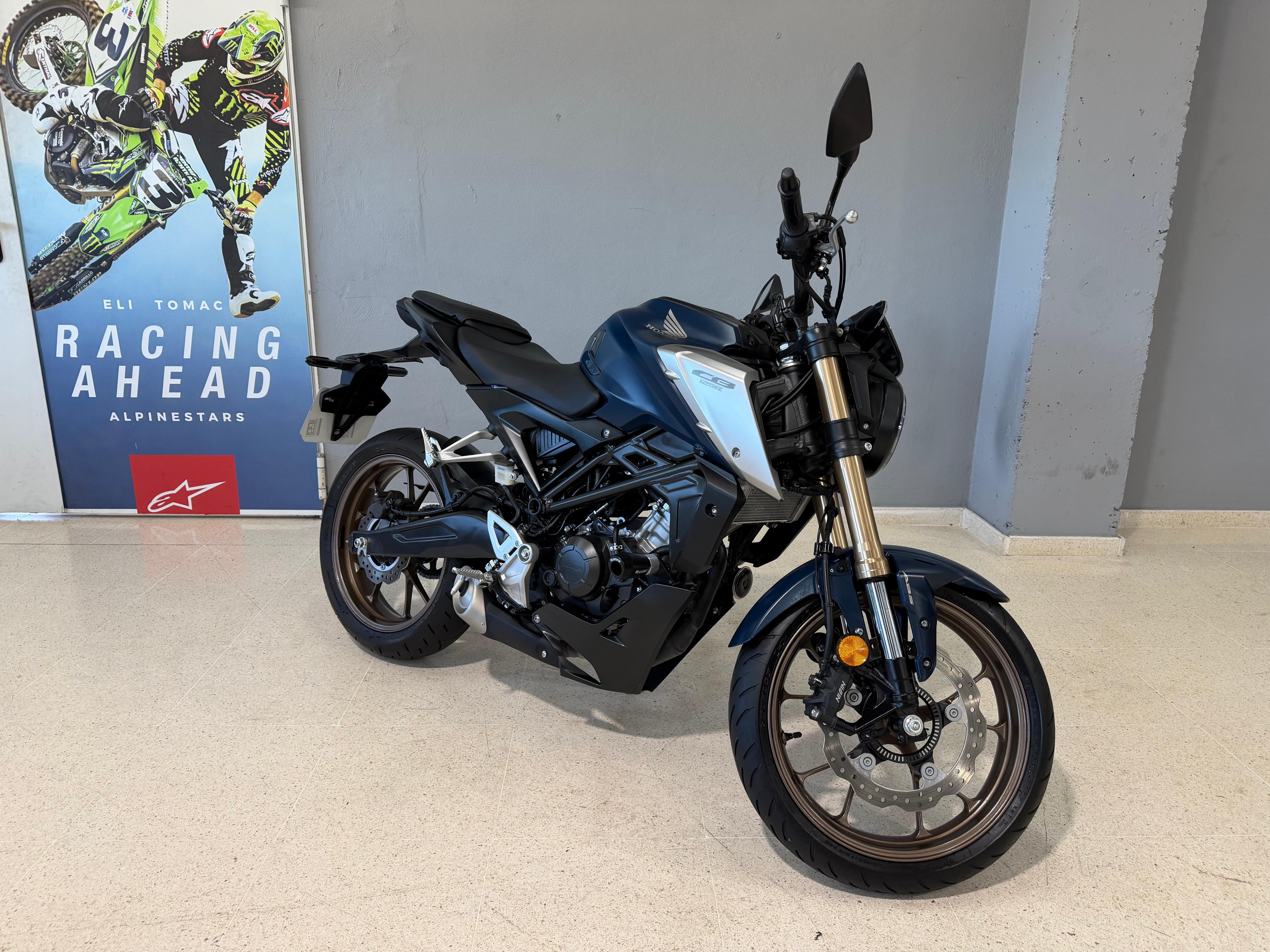 Imagen de HONDA CB125R
