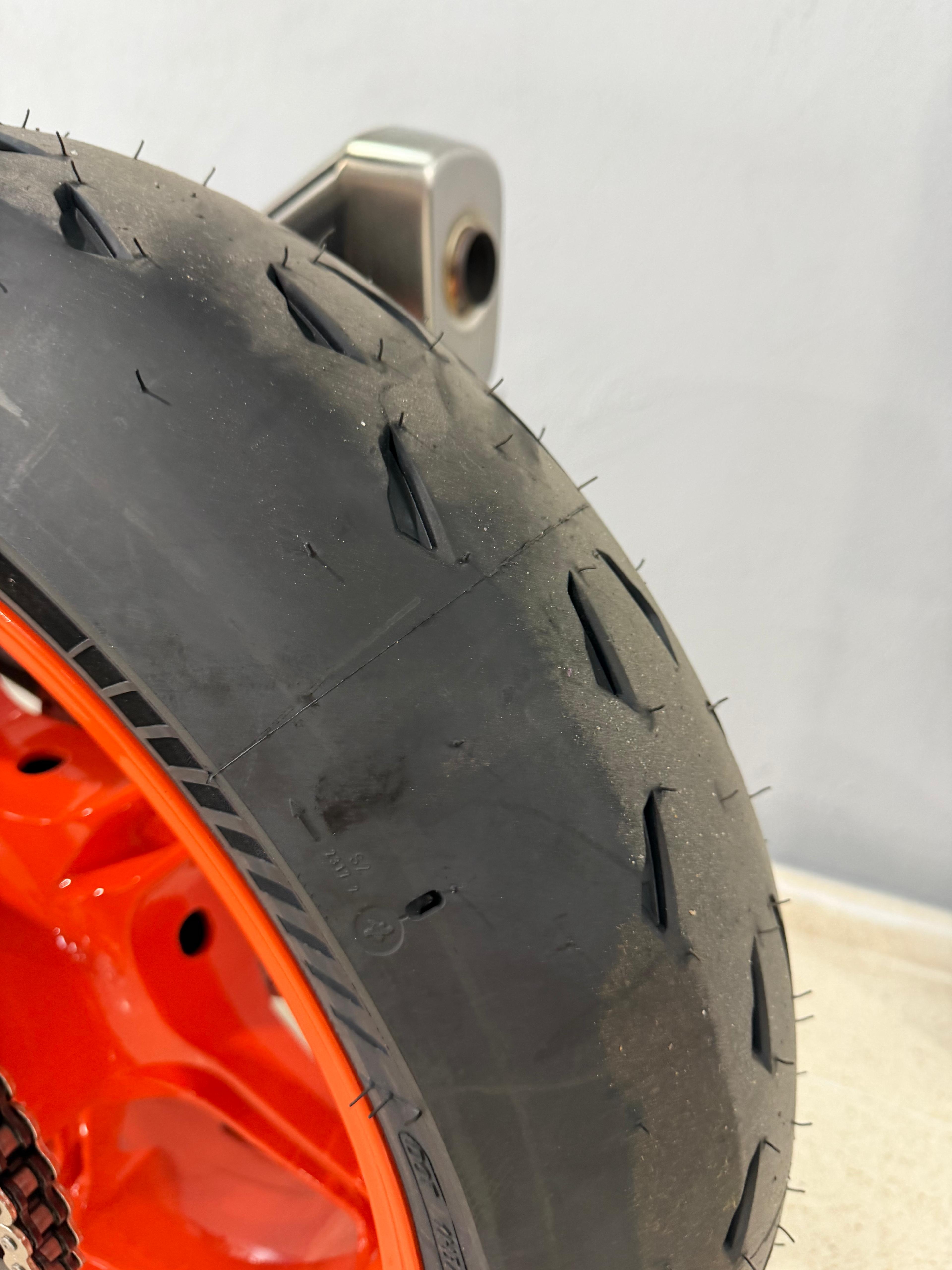 Imagen de KTM 990 DUKE R