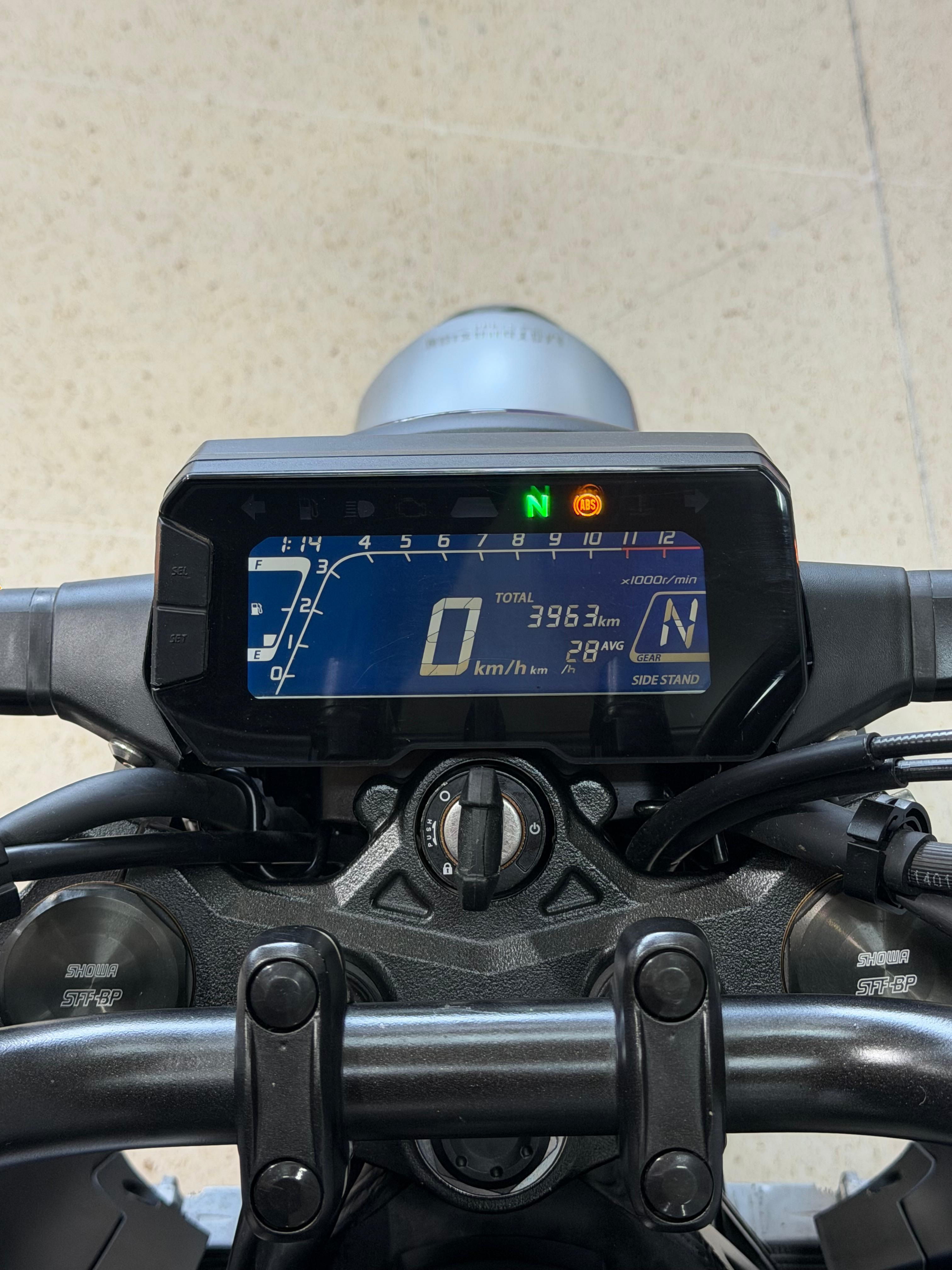 Imagen de HONDA CB125R