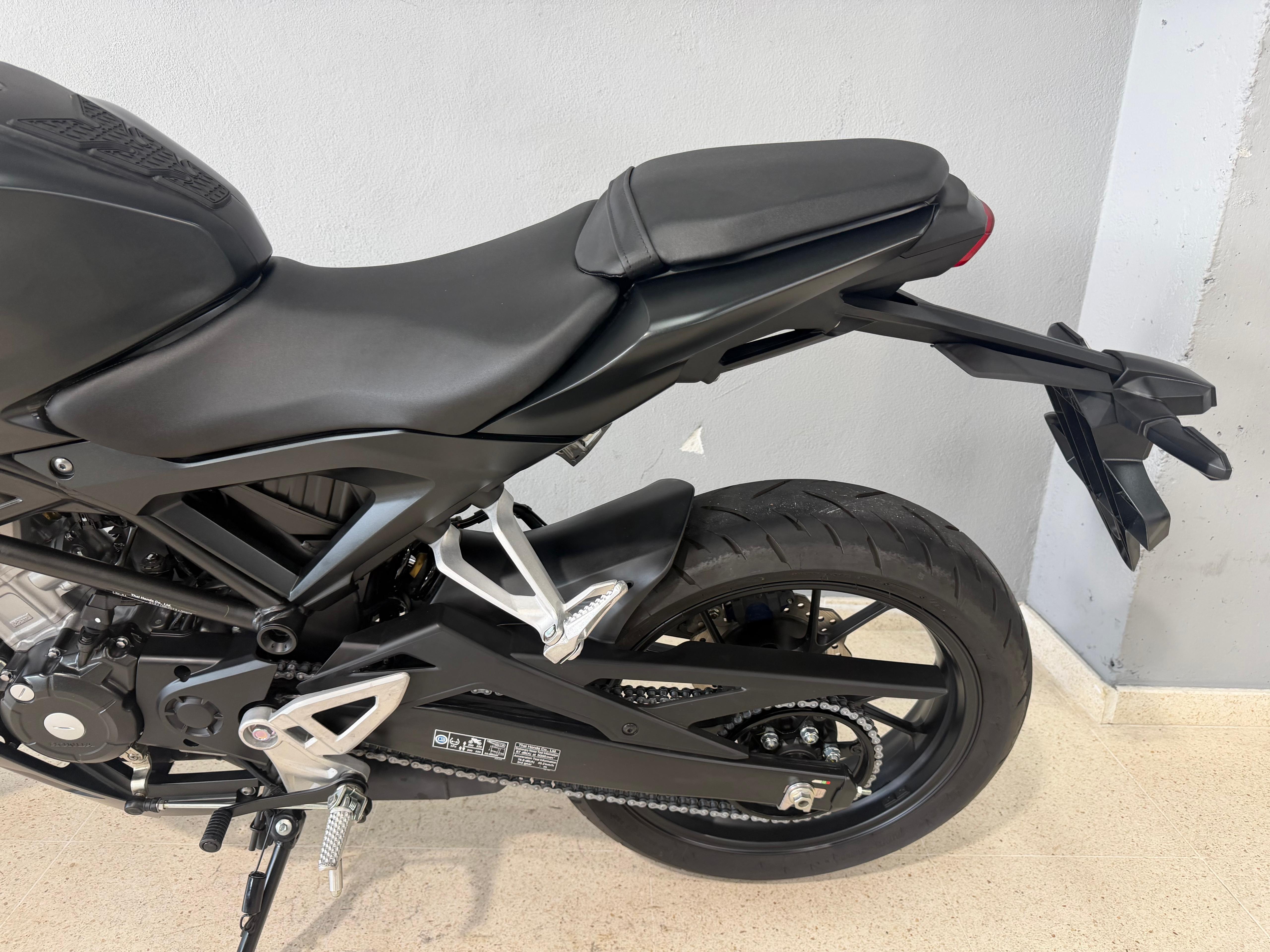 Imagen de HONDA CB 125R