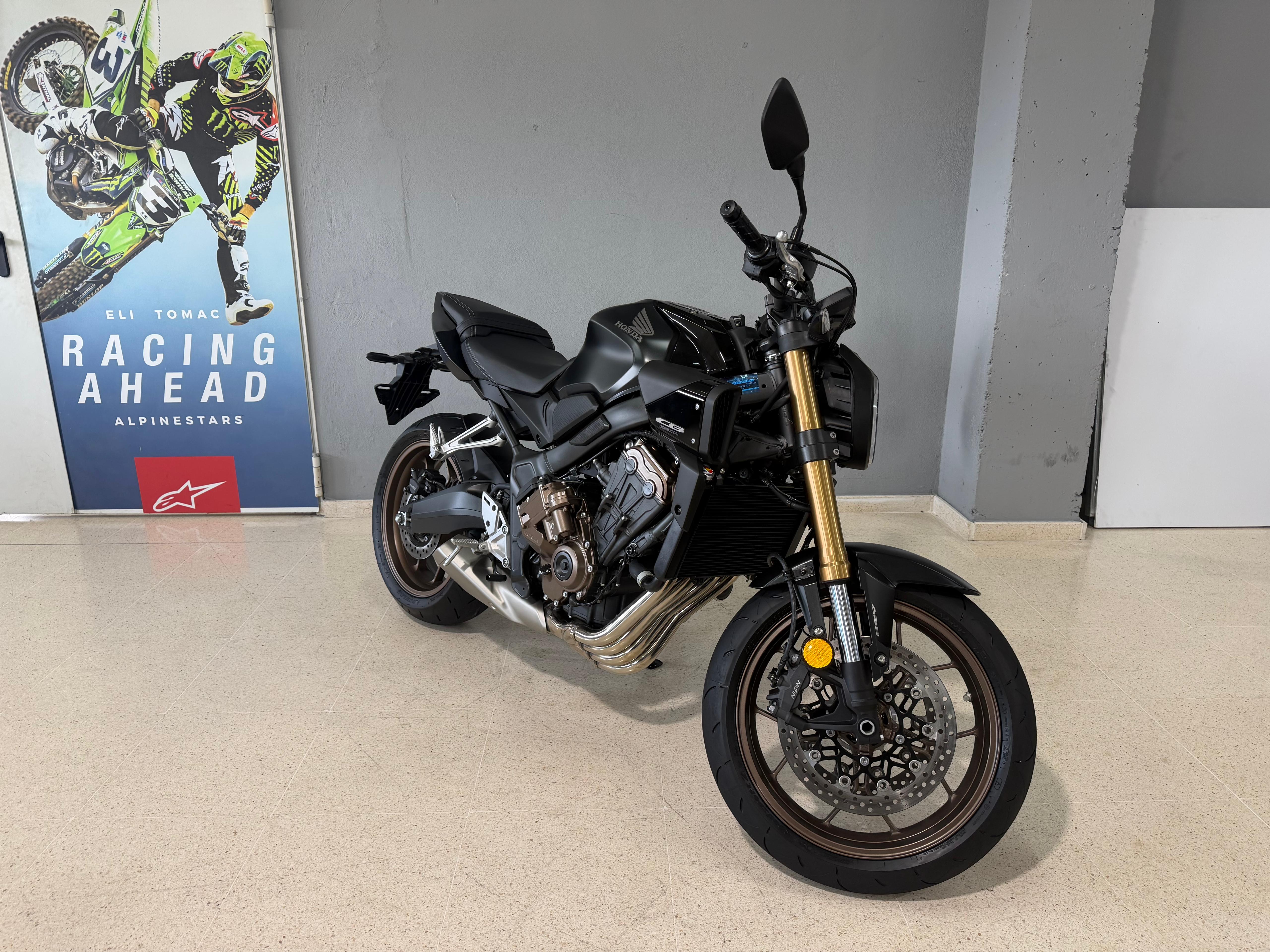 Imagen de HONDA CB 650R E-CLUTCH