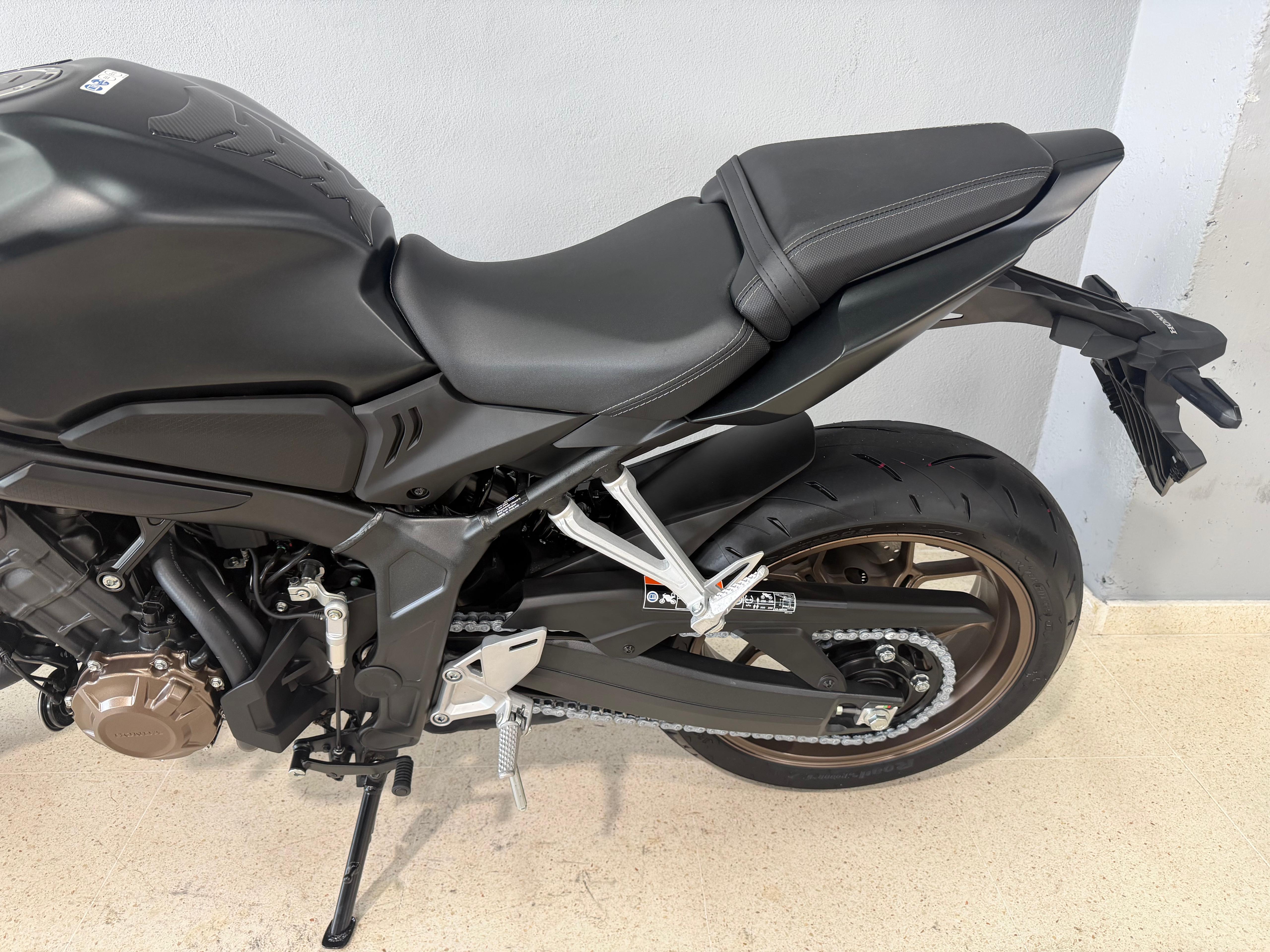 Imagen de HONDA CB 650R E-CLUTCH