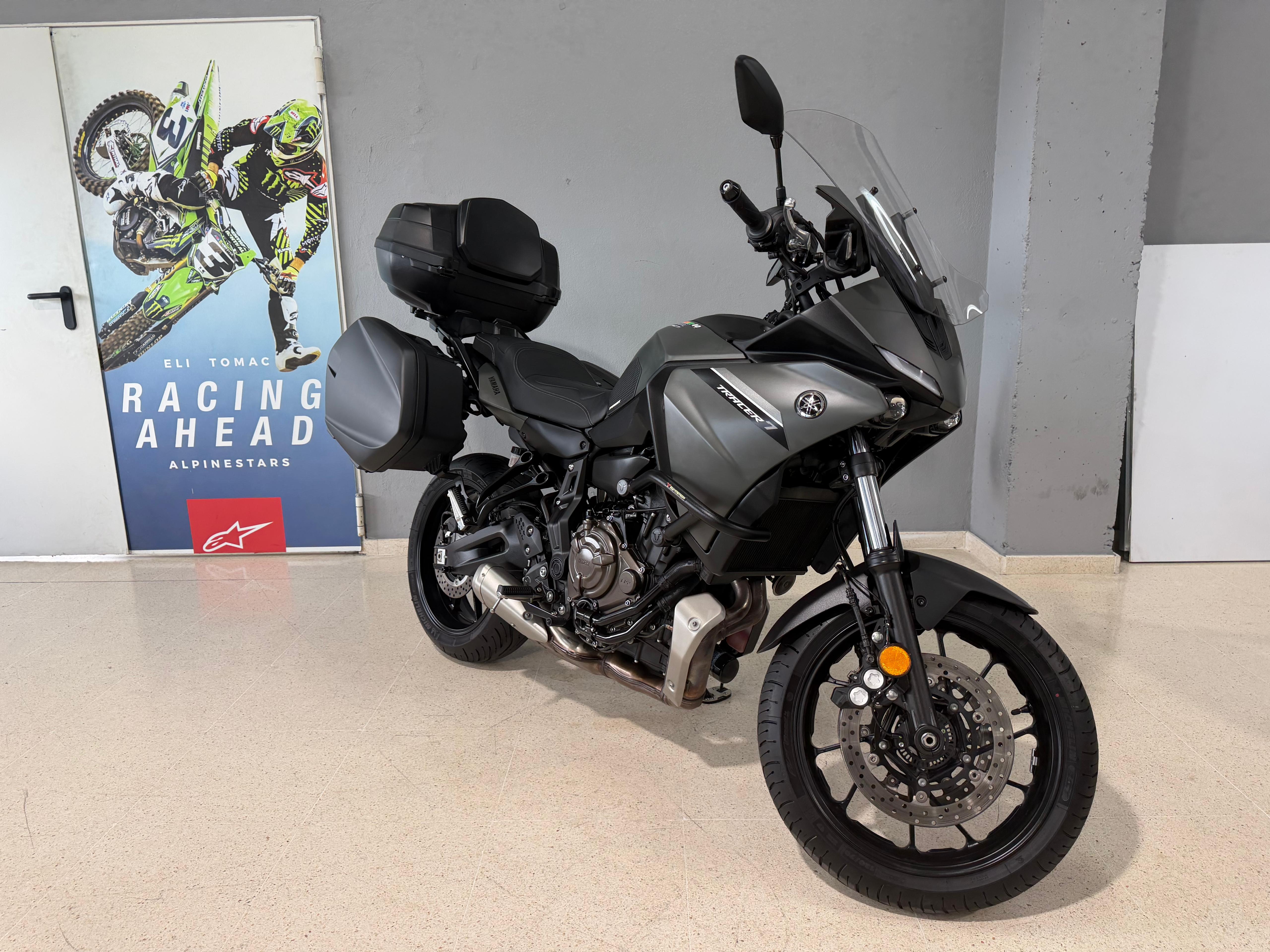 Imagen de YAMAHA TRACER 07 (MTT690) - GRIS