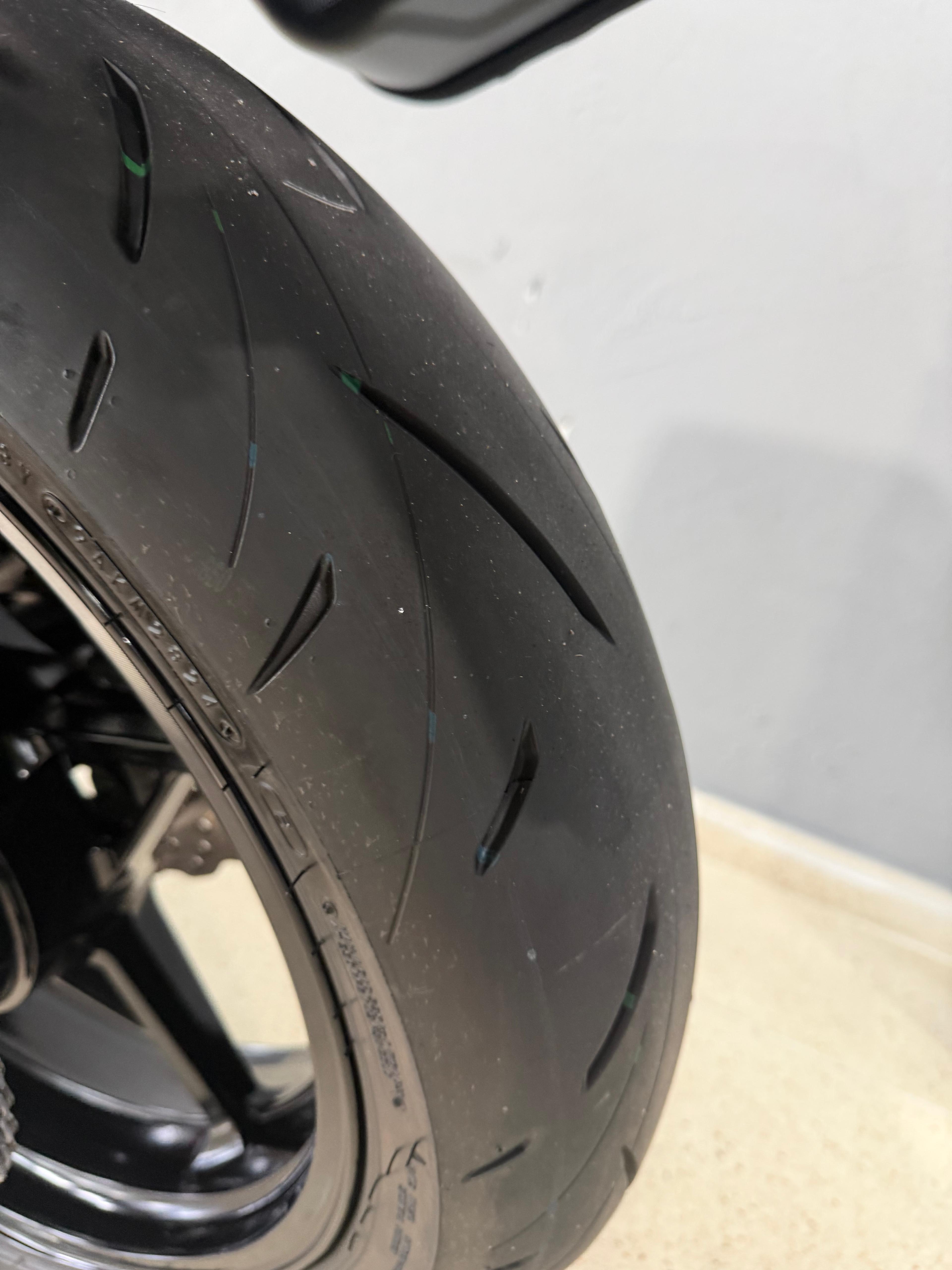 Foto 8 de KAWASAKI NINJA 650 ABS 25 - NEGRO Imagen de KAWASAKI NINJA 650 ABS 25 - NEGRO