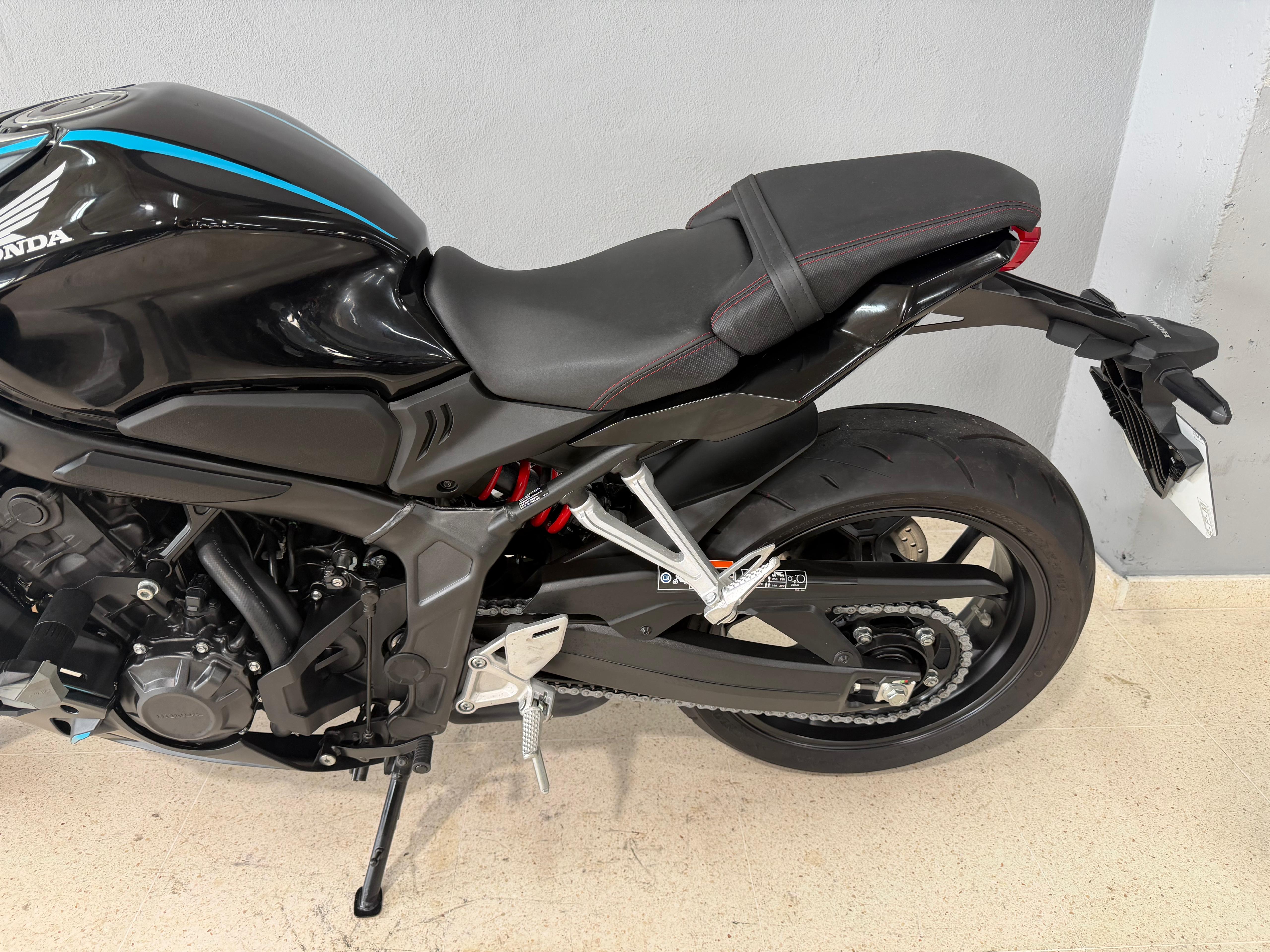 Imagen de HONDA CBR650R 2023 (CBR650RAP) - NEGRA MATE
