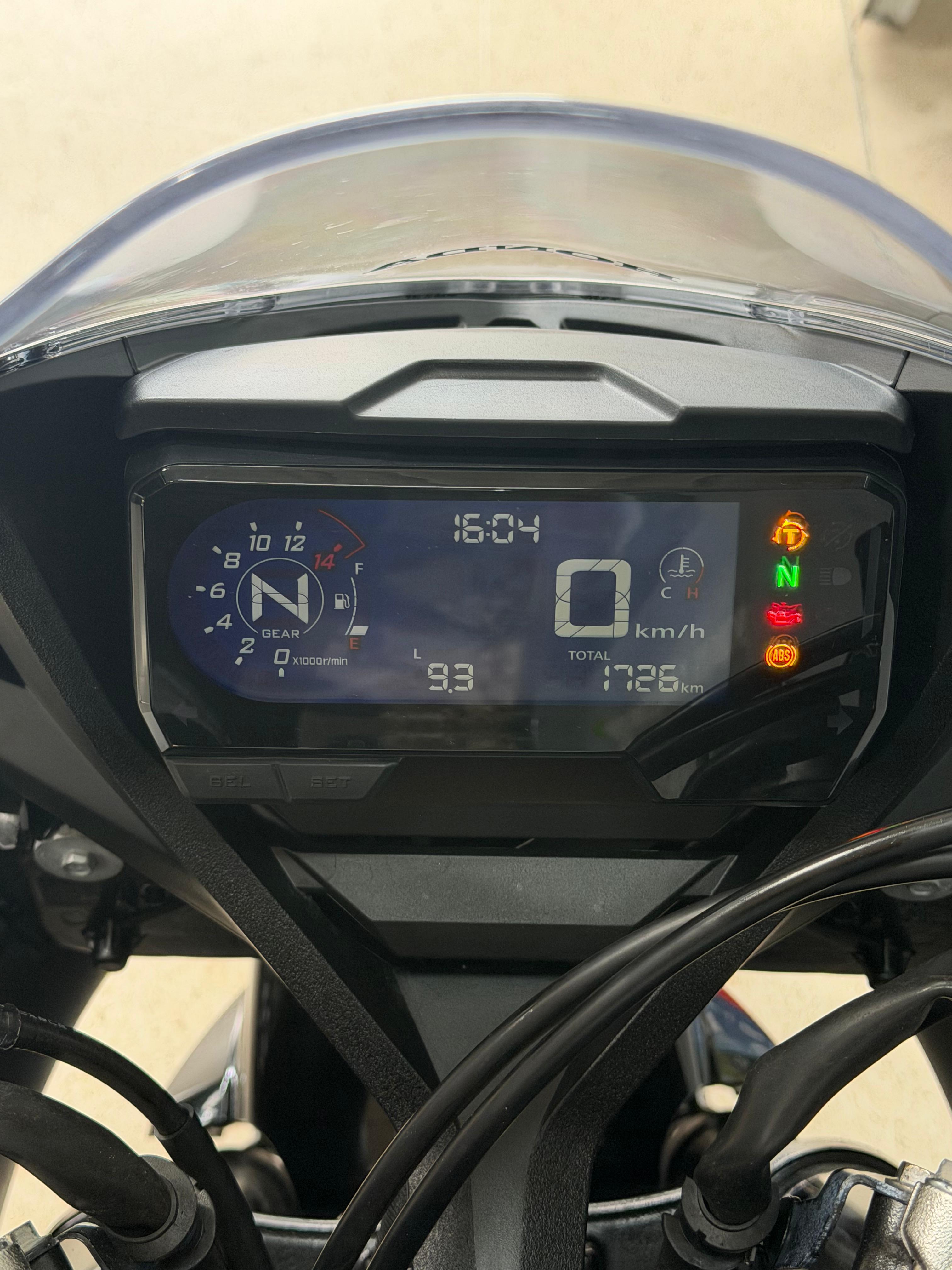 Imagen de HONDA CBR650R 2023 (CBR650RAP) - NEGRA MATE