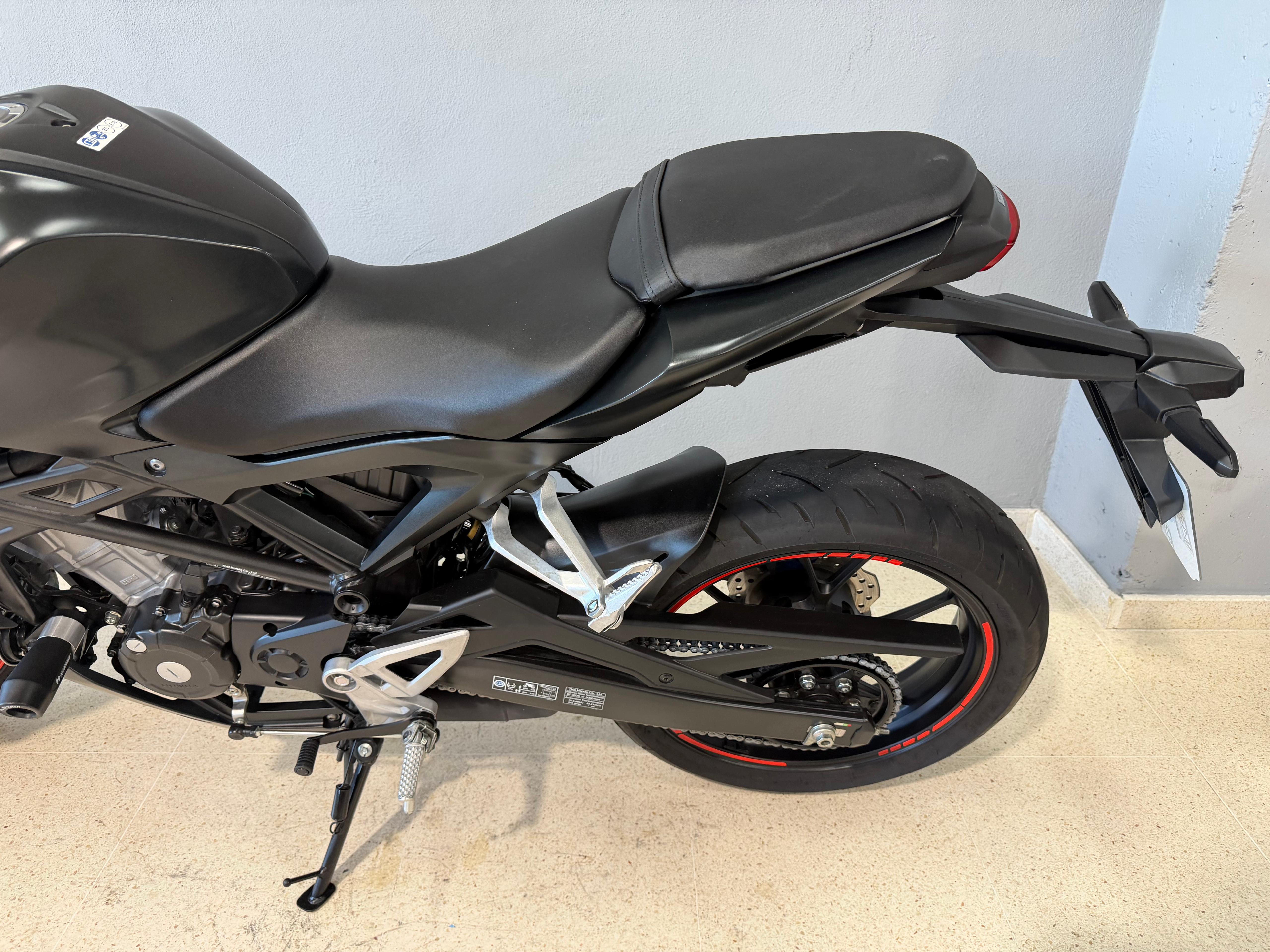 Imagen de HONDA CB125R