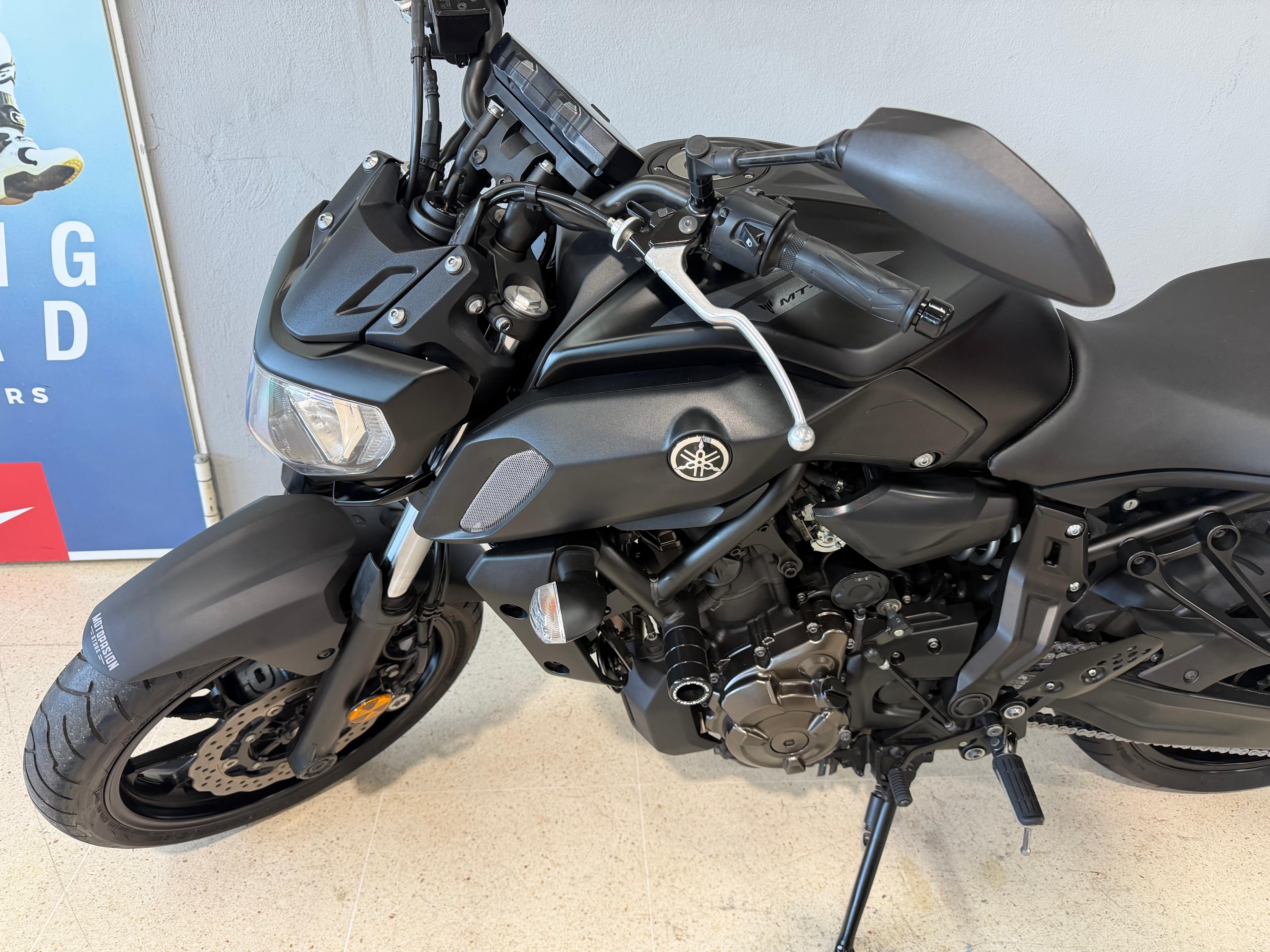Foto 5 de YAMAHA MT-07 Imagen de YAMAHA MT-07