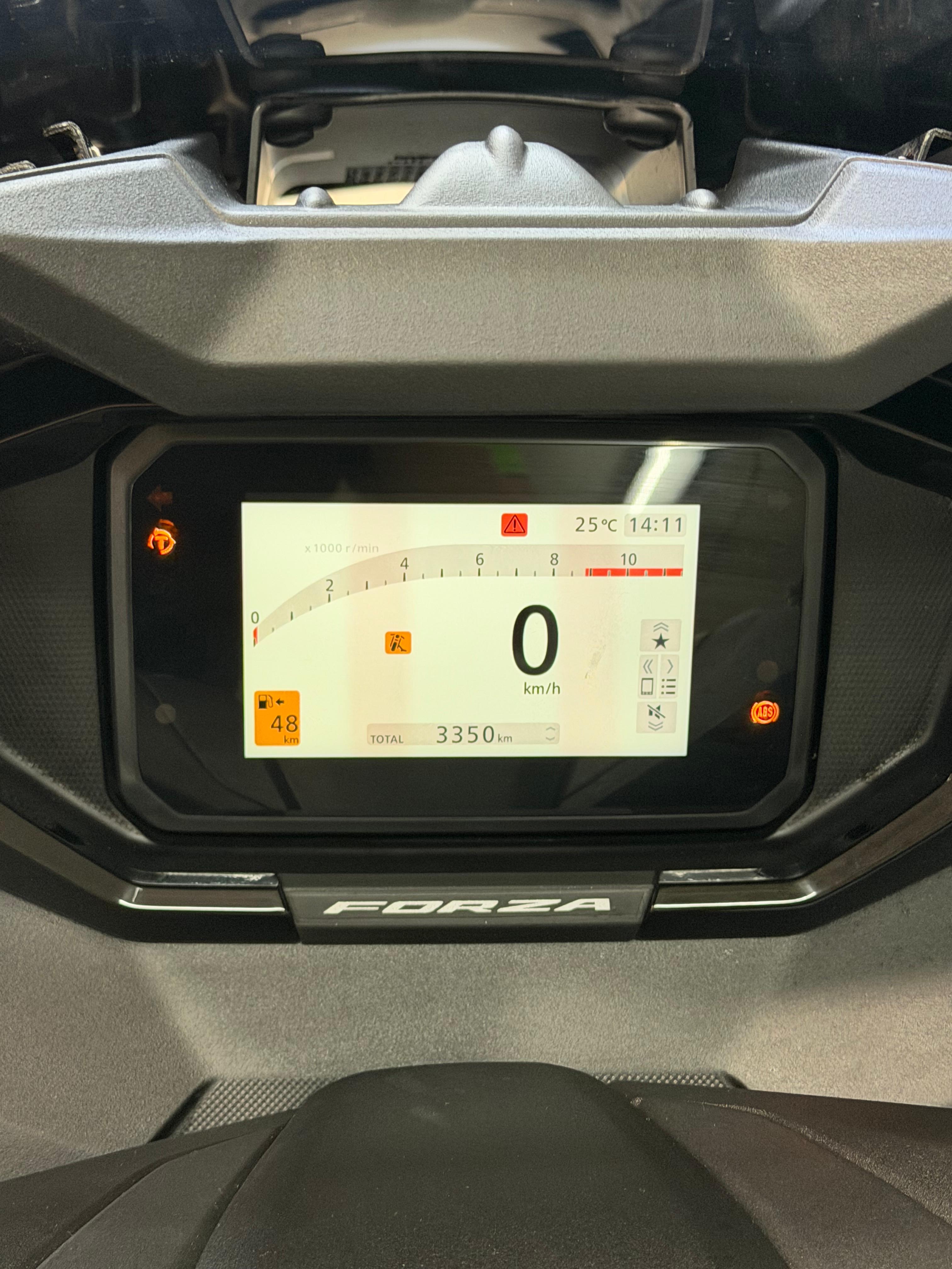Imagen de HONDA FORZA 350