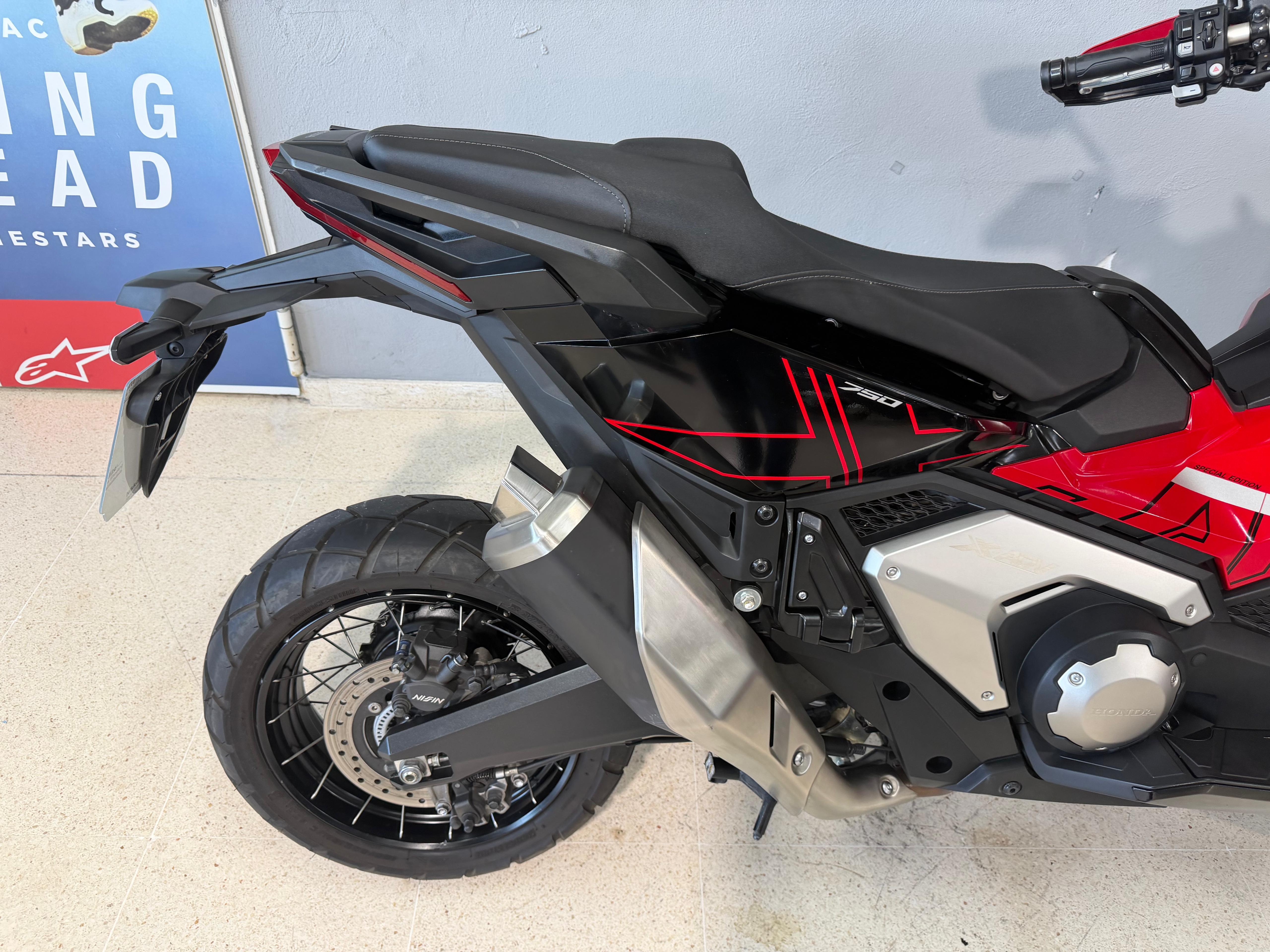 Imagen de HONDA X-ADV 750 - 2024 - (ADV750R) - ROJO
