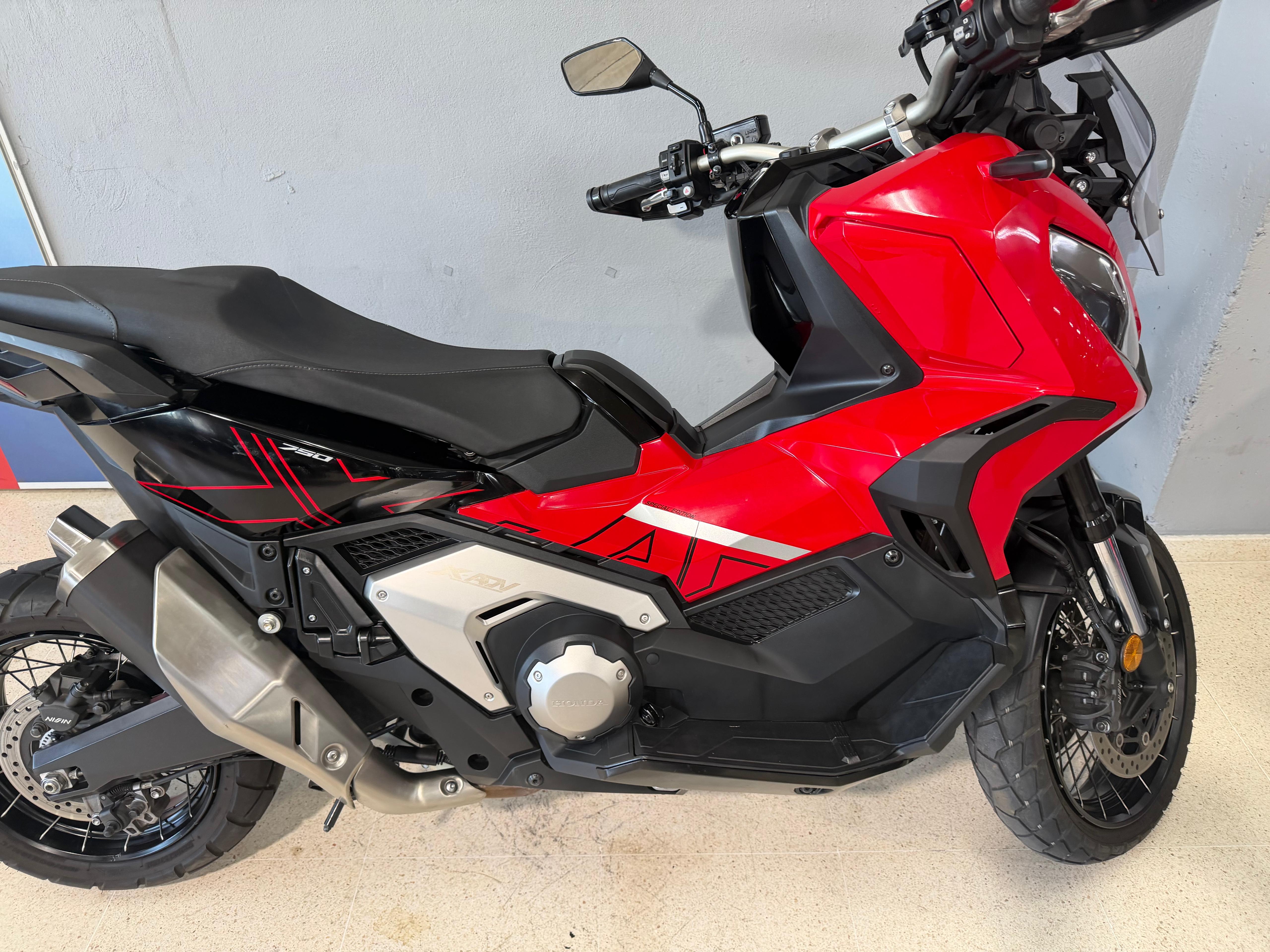 Imagen de HONDA X-ADV 750 - 2024 - (ADV750R) - ROJO
