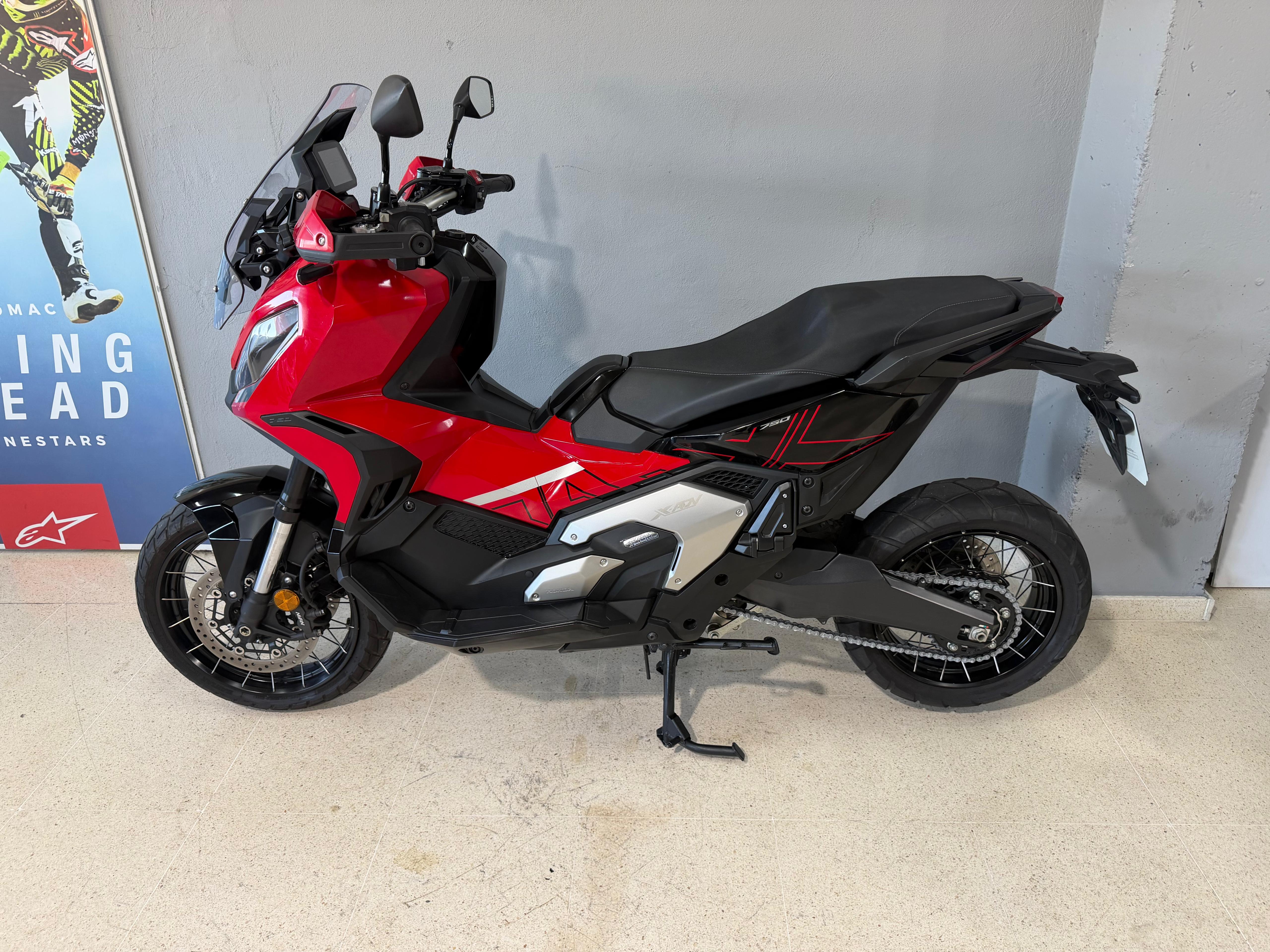 Imagen de HONDA X-ADV 750 - 2024 - (ADV750R) - ROJO