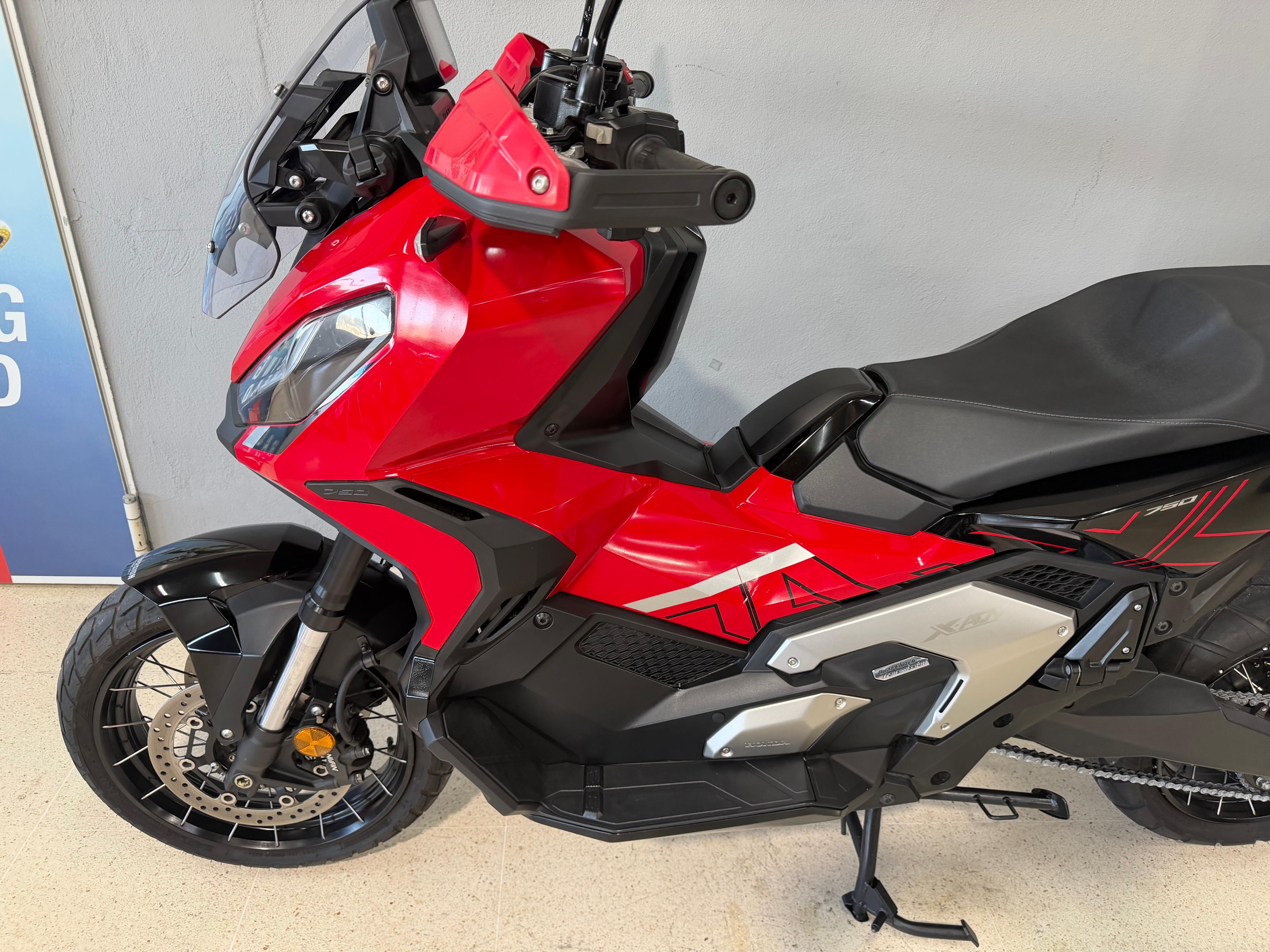 Imagen de HONDA X-ADV 750 - 2024 - (ADV750R) - ROJO