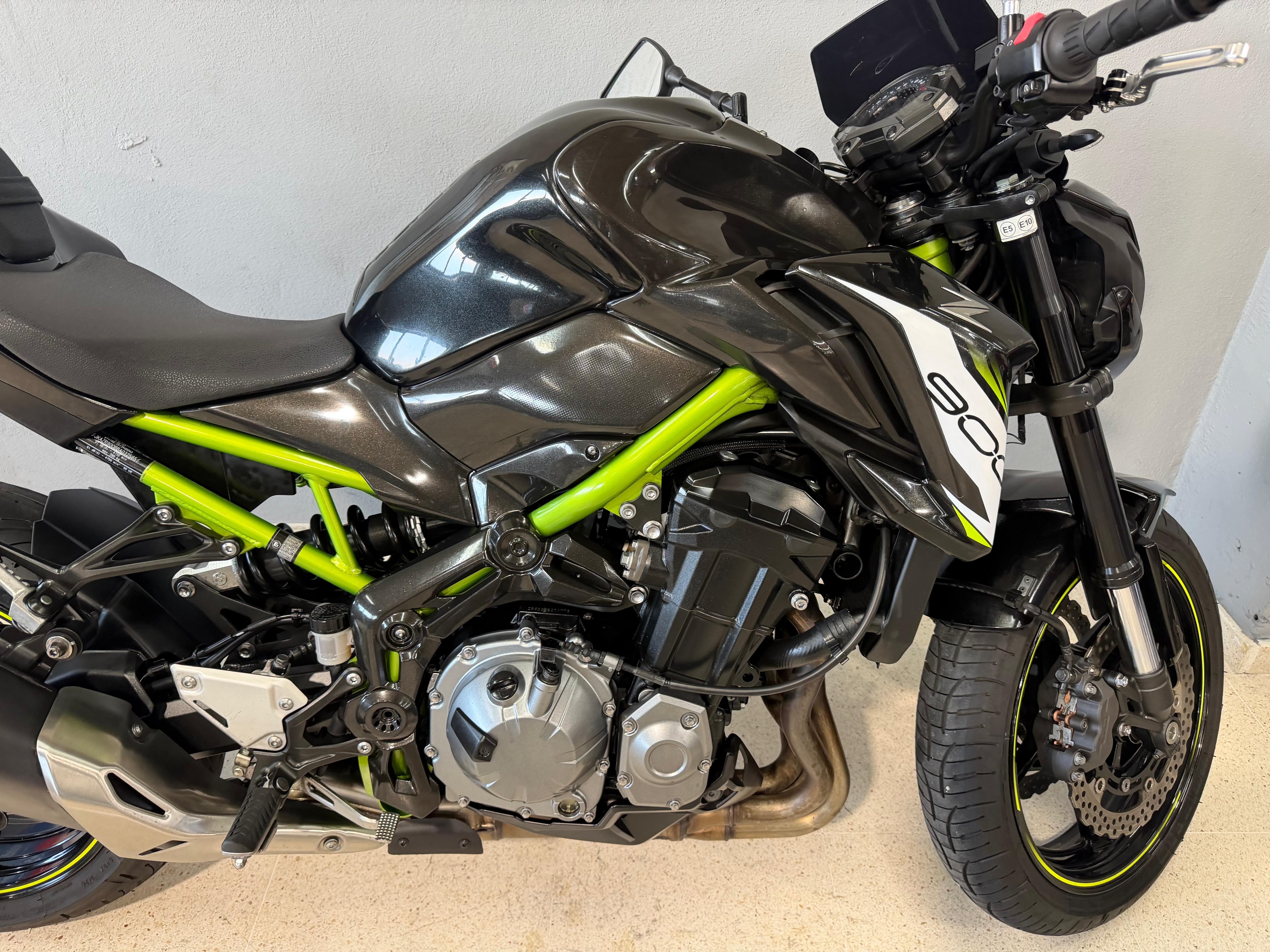 Foto 2 de KAWASAKI Z 900 A2 Imagen de KAWASAKI Z 900 A2