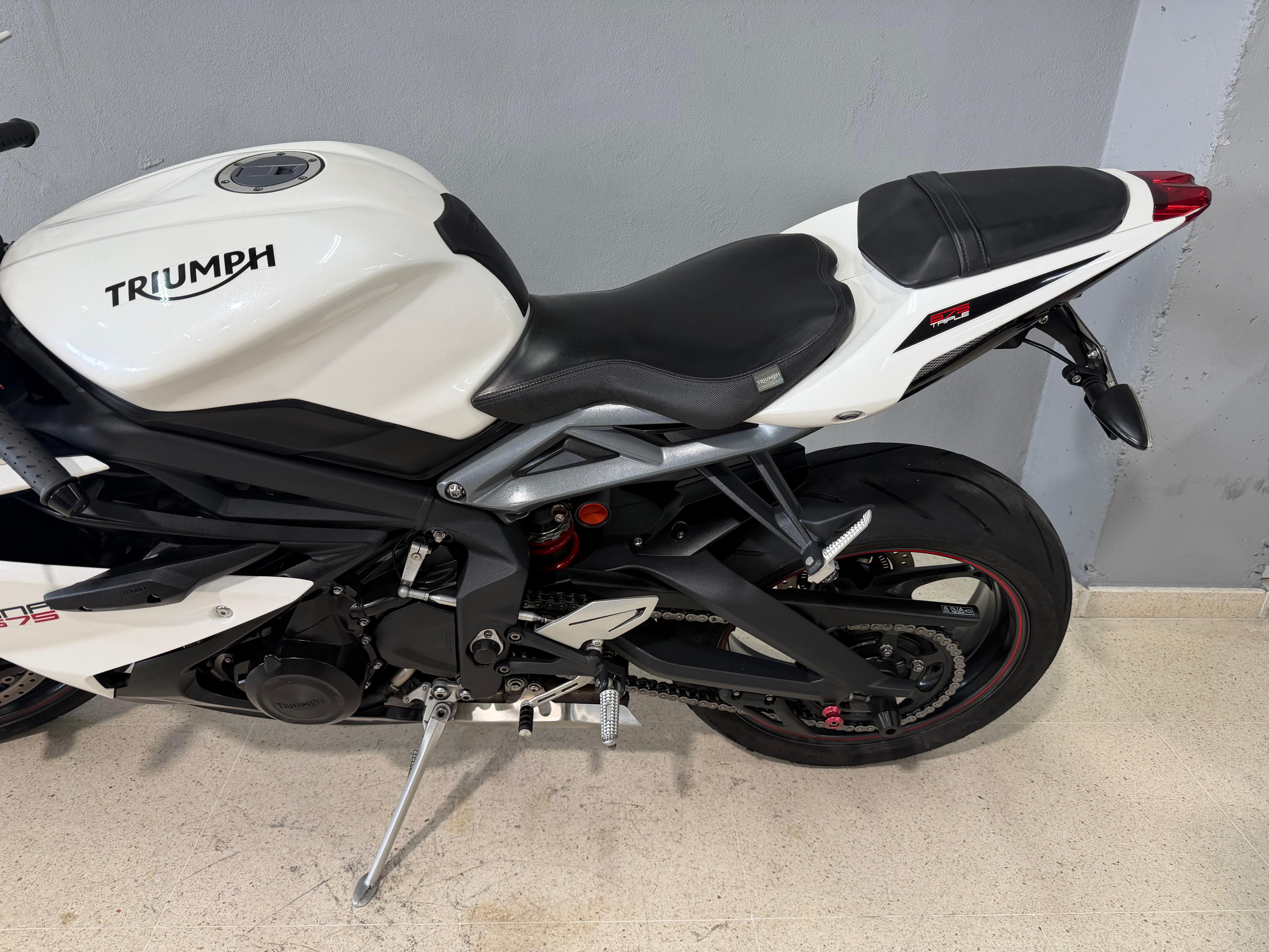 Imagen de TRIUMPH DAYTONA 675