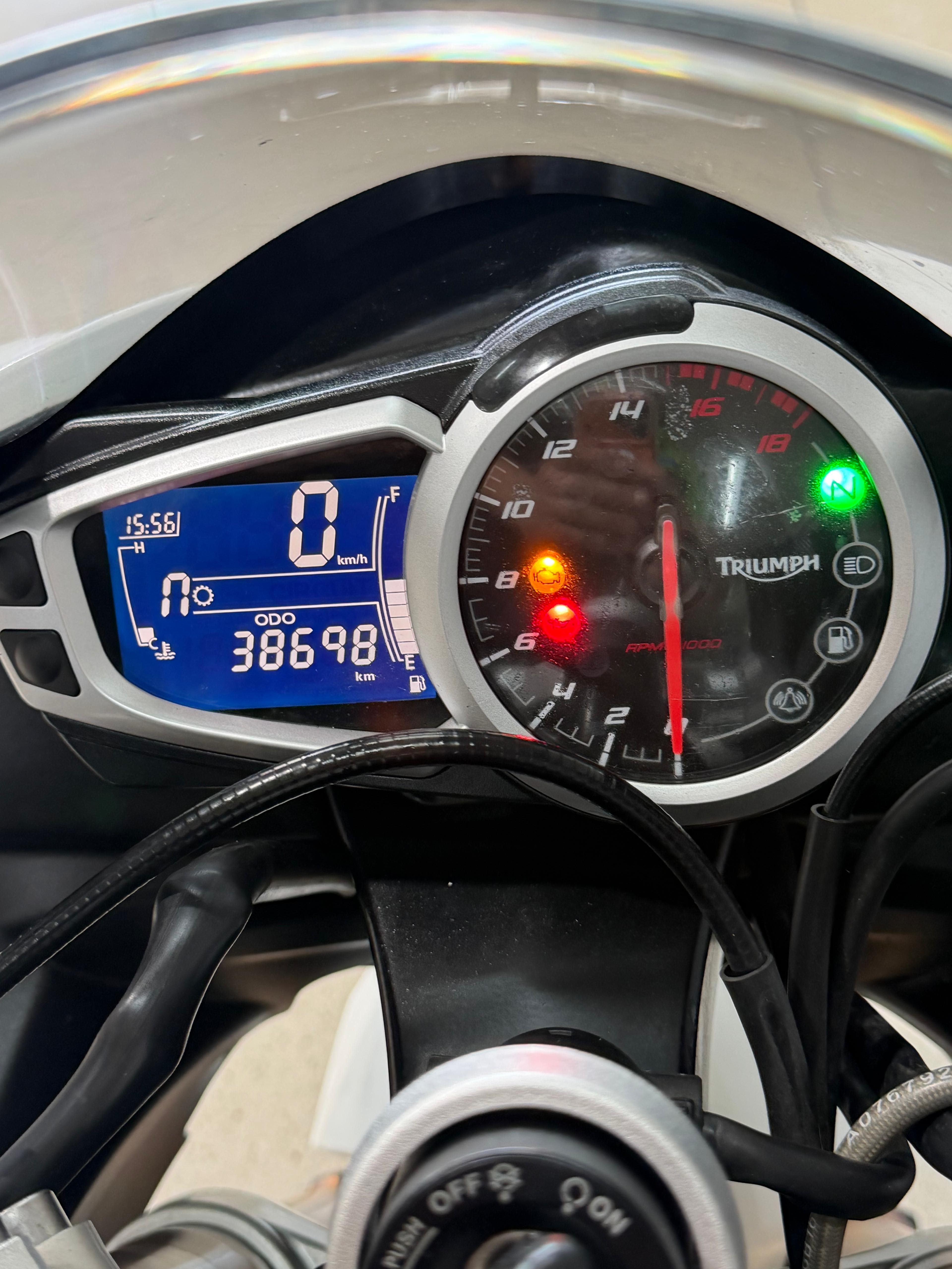 Imagen de TRIUMPH DAYTONA 675