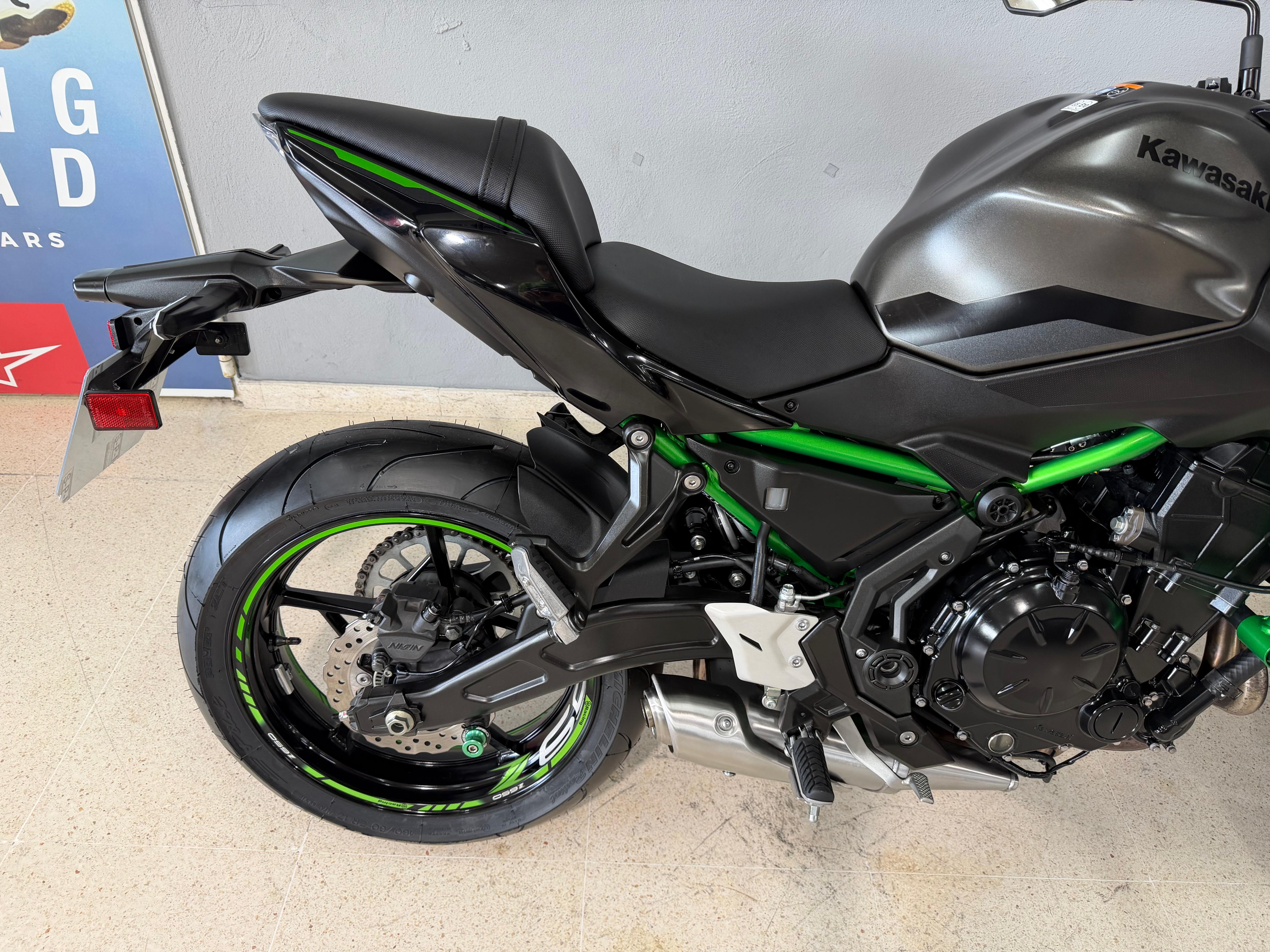 Foto 1 de KAWASAKI Z 650 Imagen de KAWASAKI Z 650
