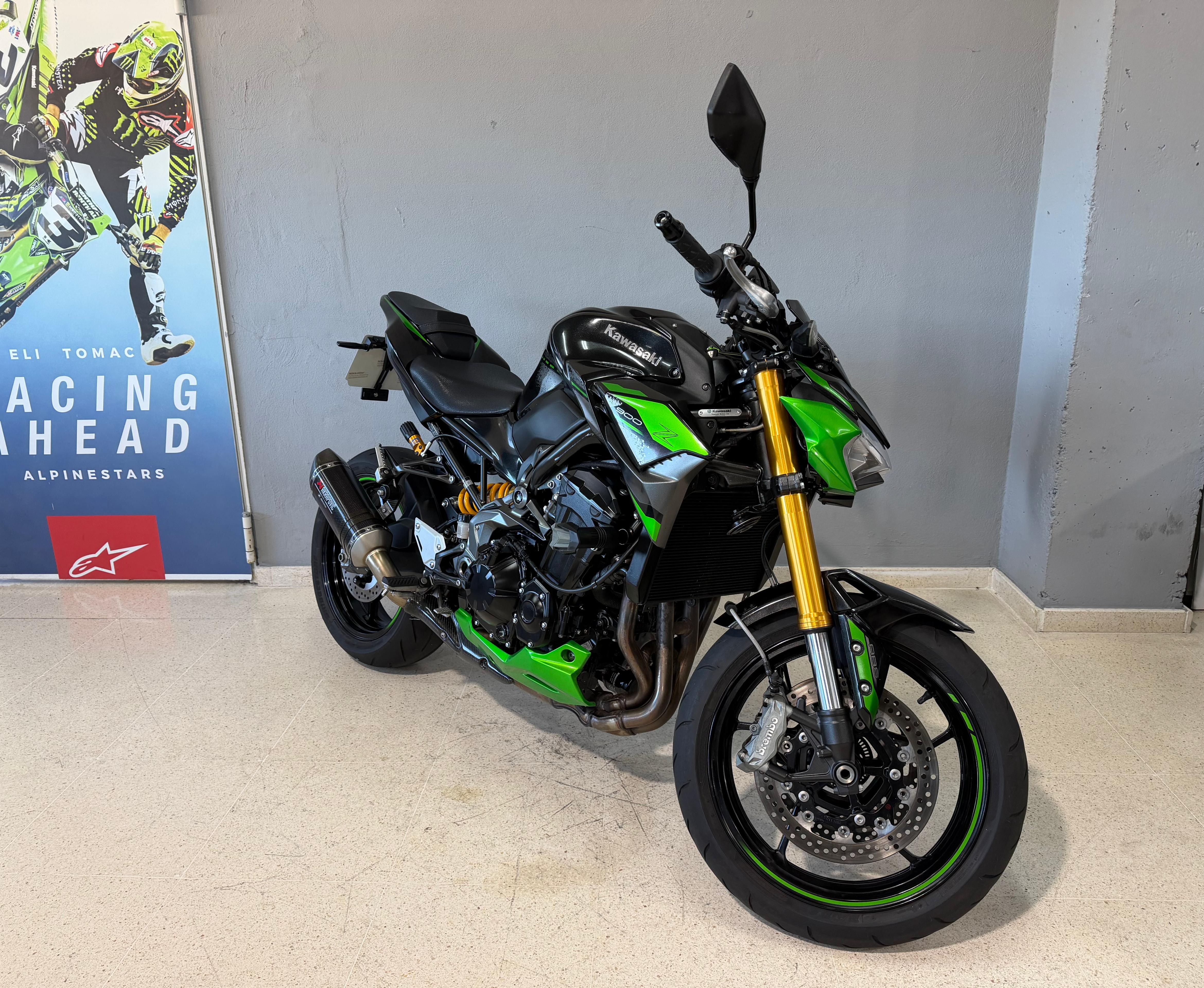 Foto 3 de KAWASAKI Z 900 SE Imagen de KAWASAKI Z 900 SE