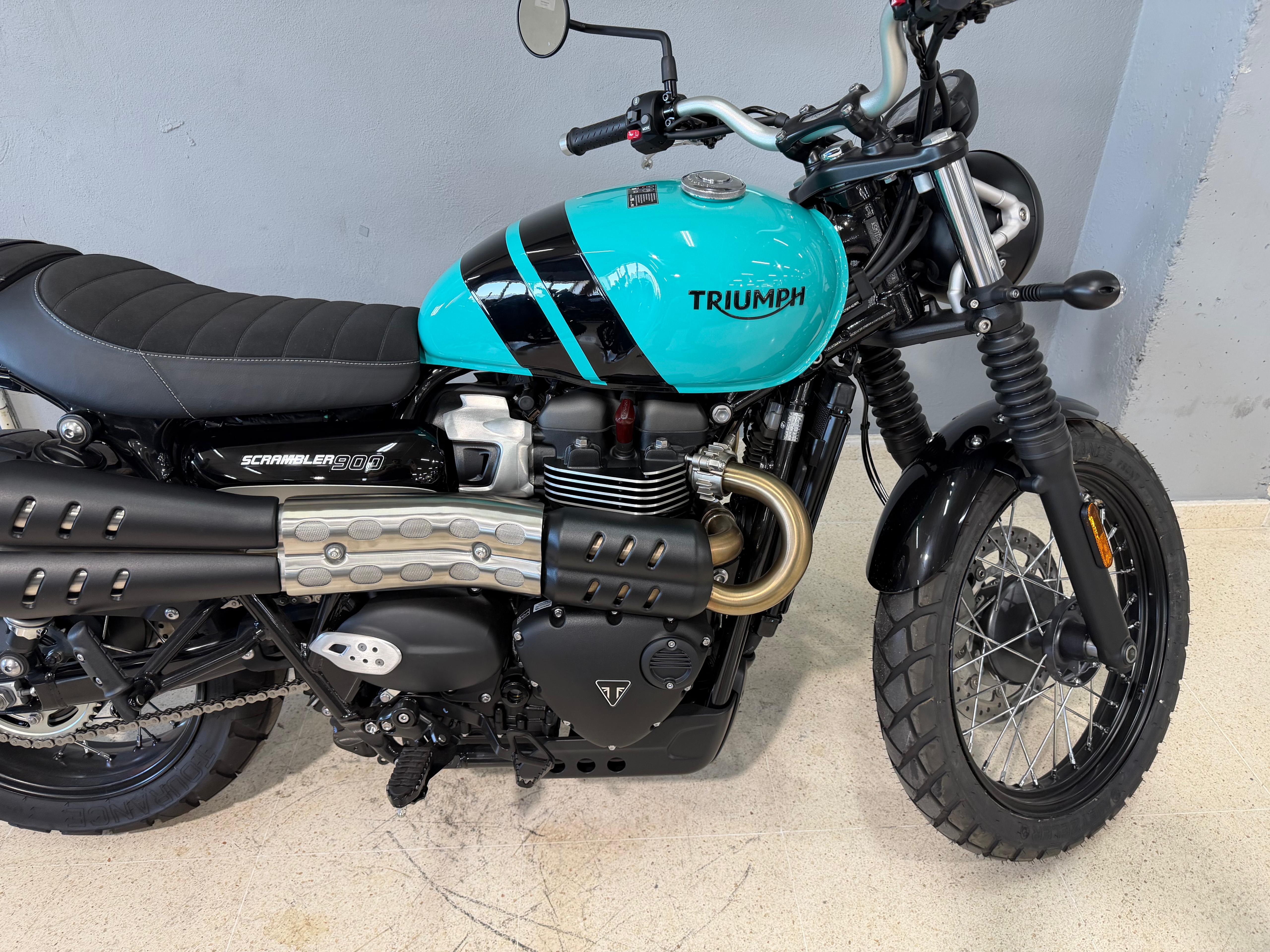 Foto 2 de TRIUMPH STREET SCRAMBLER 25 - KINGFISHER BLUE Imagen de TRIUMPH STREET SCRAMBLER 25 - KINGFISHER BLUE