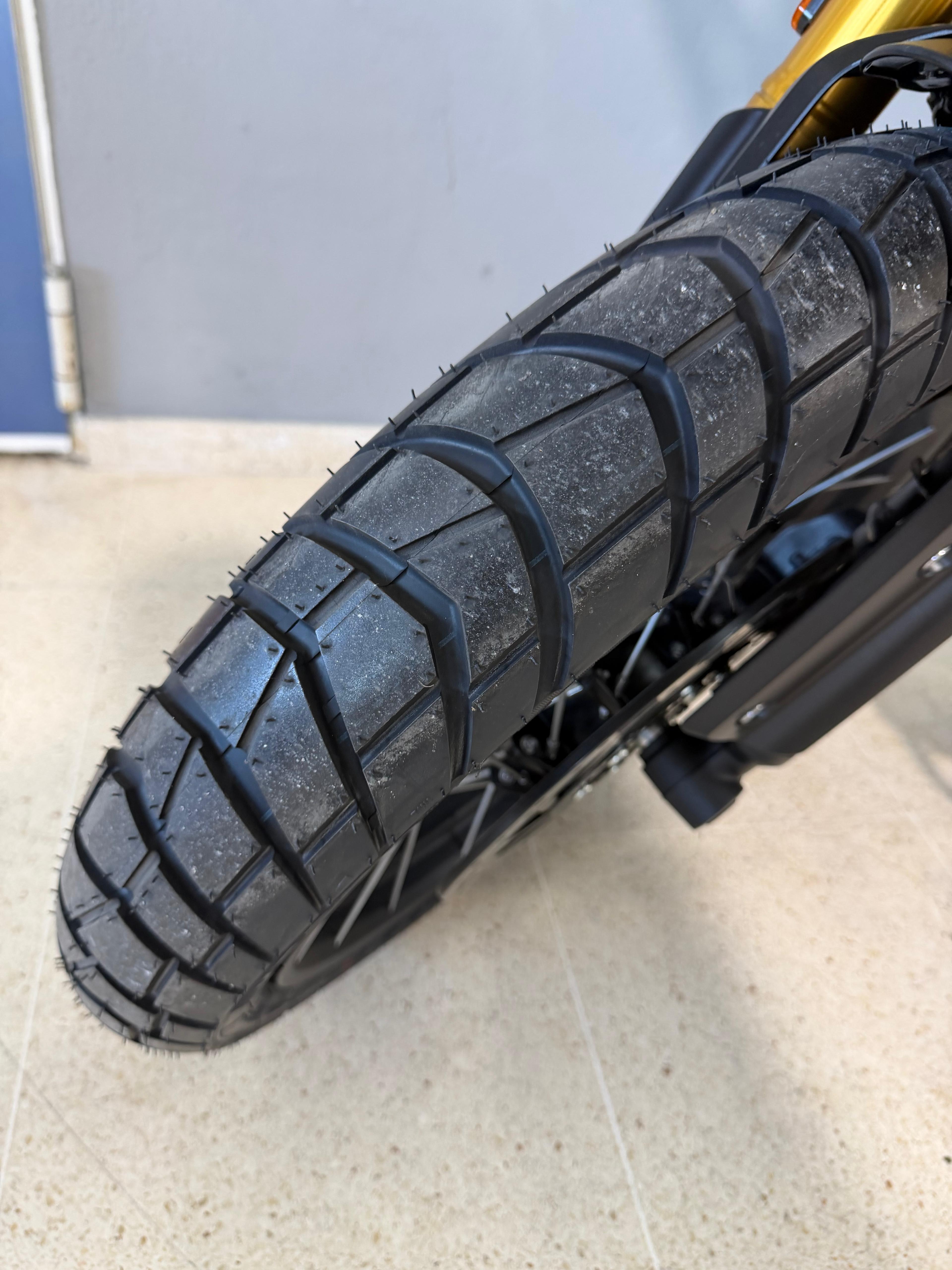 Foto 7 de TRIUMPH SCRAMBLER 400 XC 26 - STORM GREY Imagen de TRIUMPH SCRAMBLER 400 XC 26 - STORM GREY