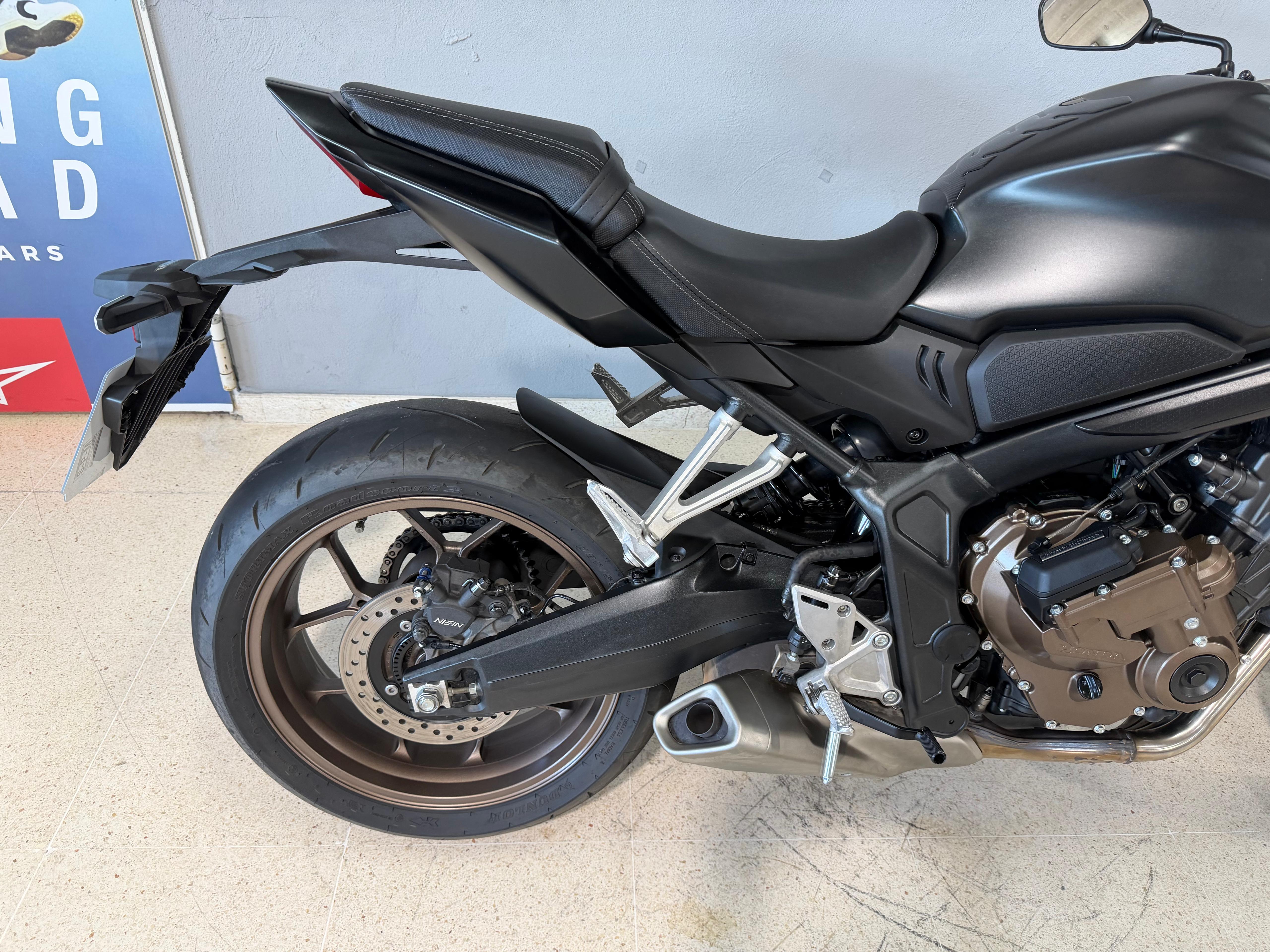 Imagen de HONDA CB650R ABS E-CLUTCH