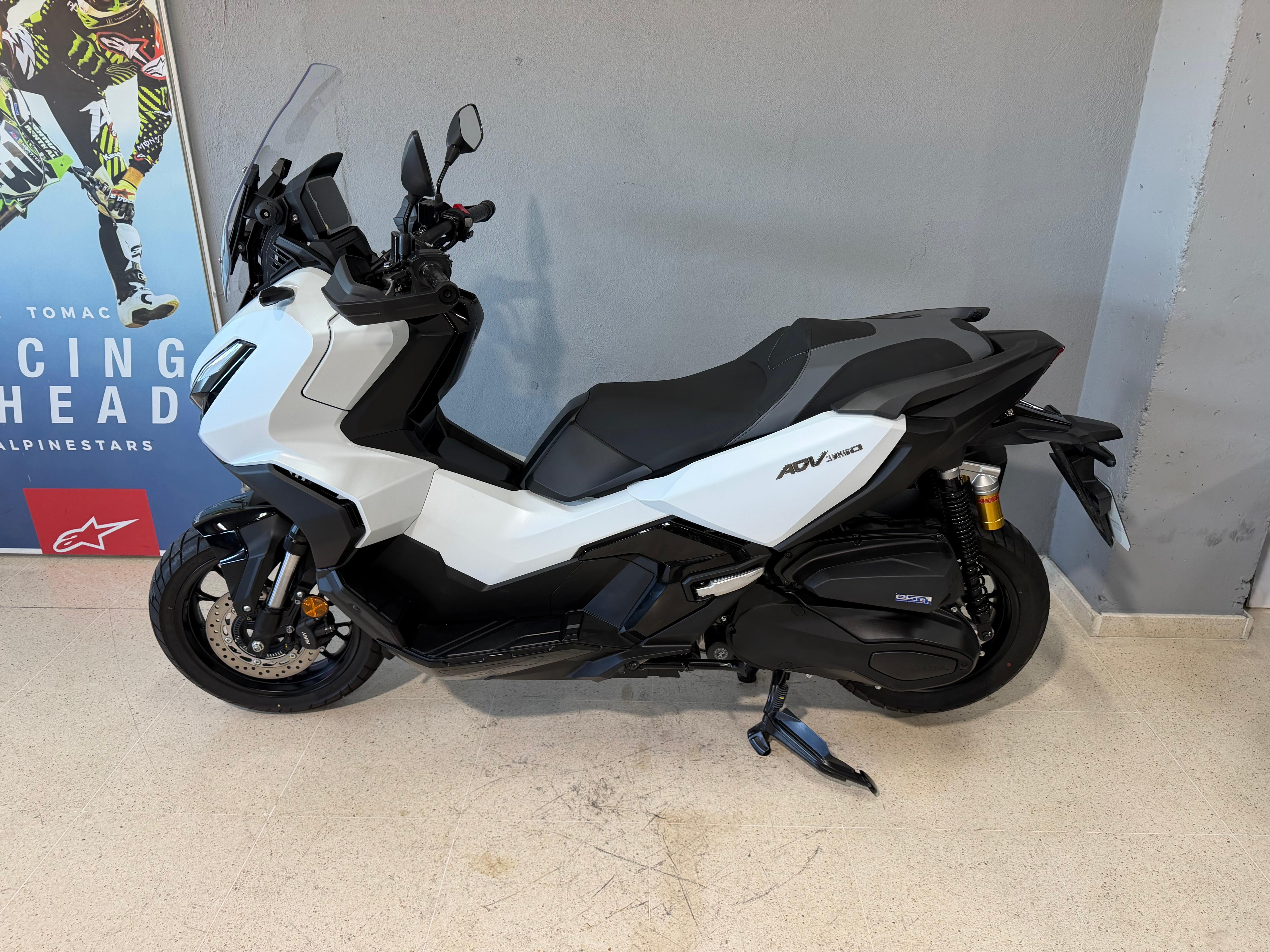 Imagen de HONDA ADV350