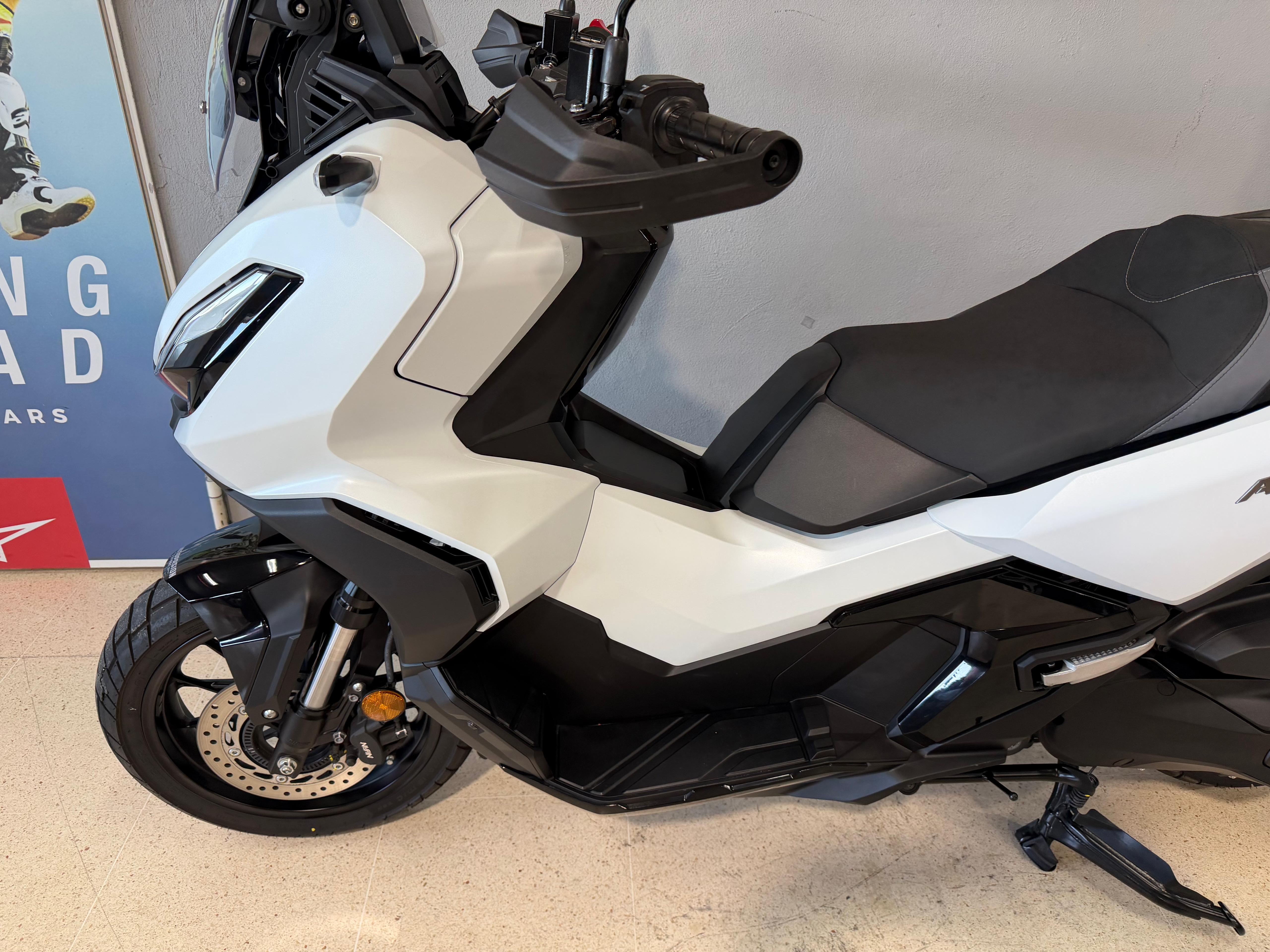 Imagen de HONDA ADV350