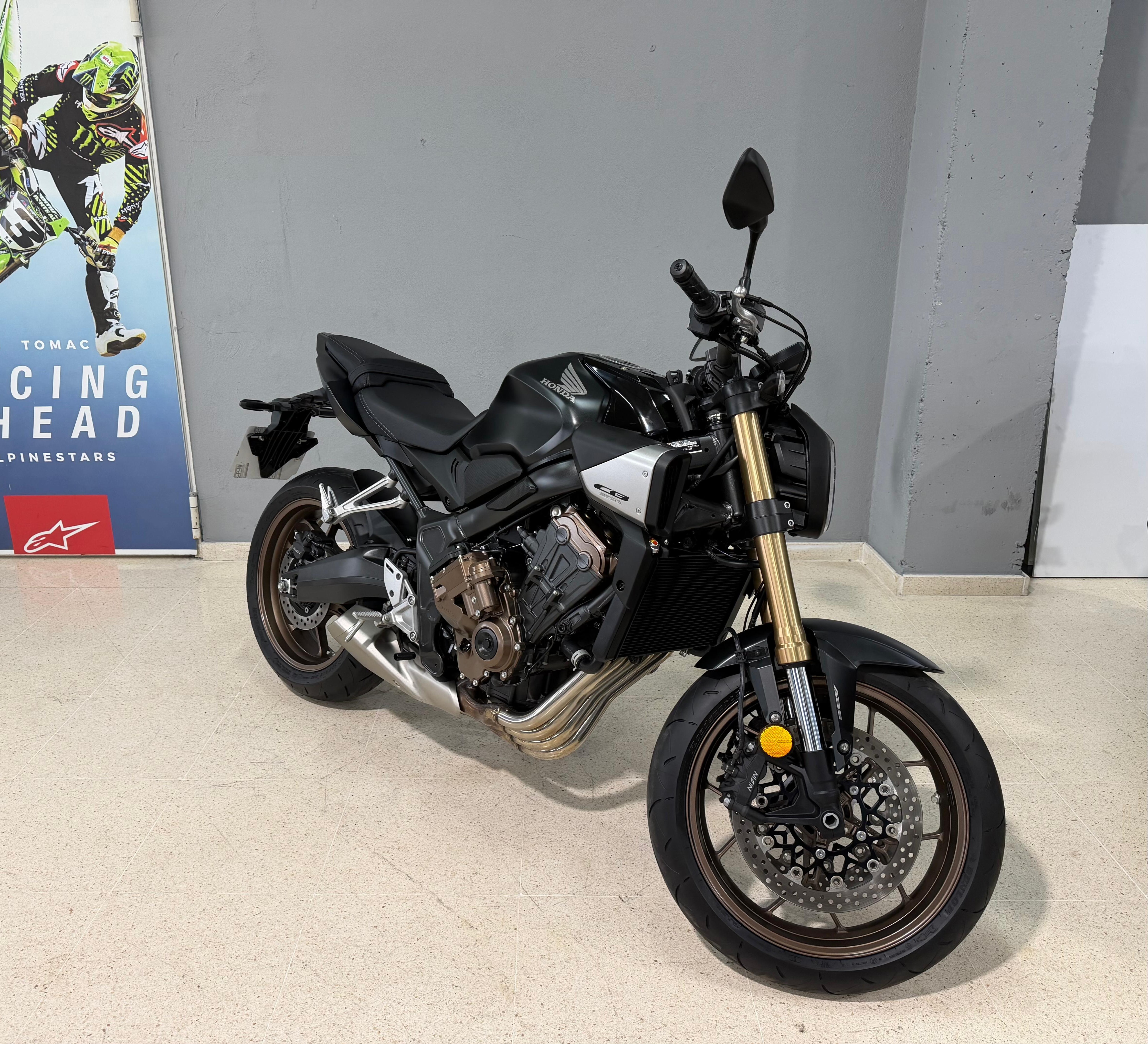 Imagen de HONDA CB650R E-CLUTCH