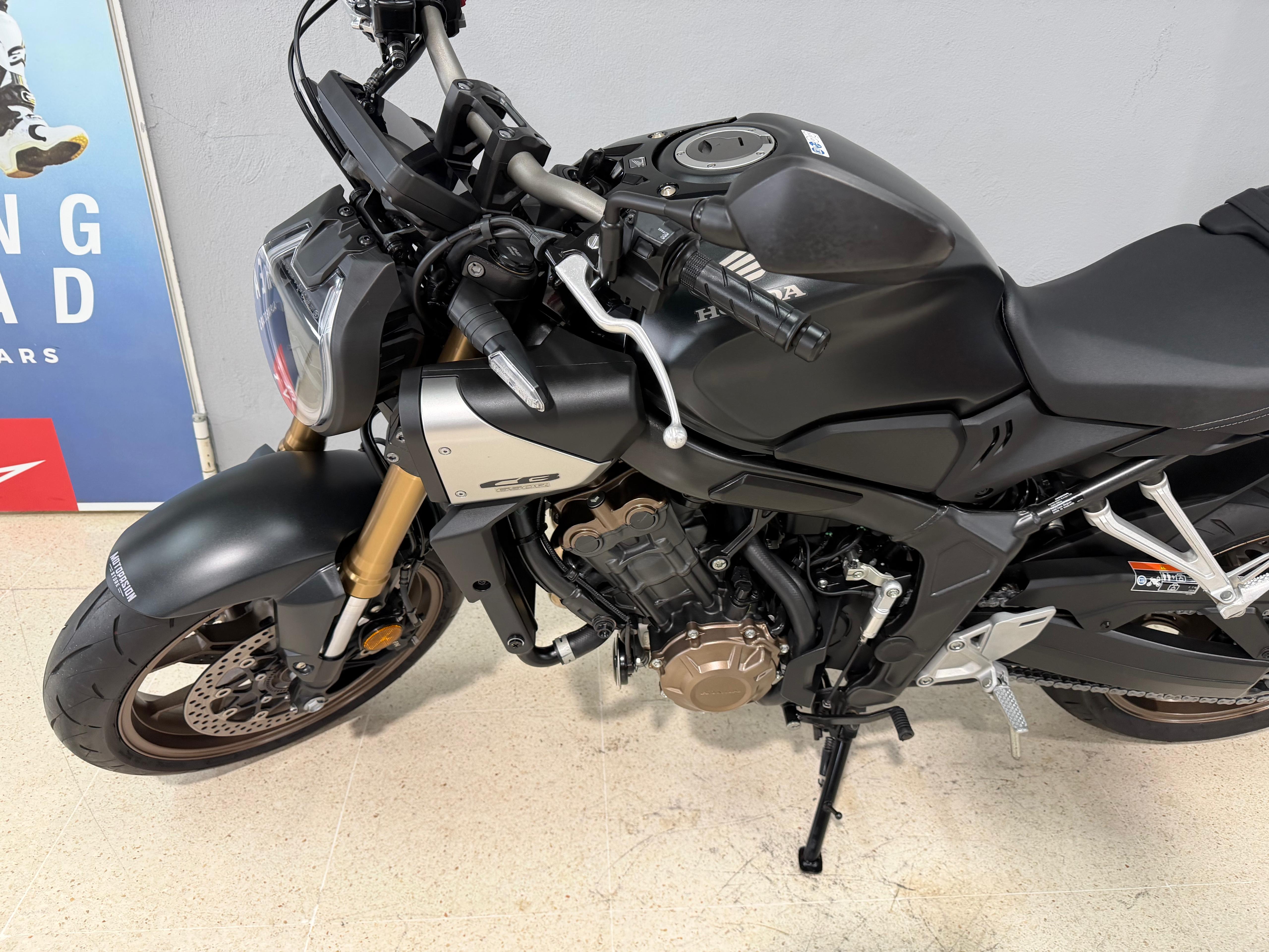 Imagen de HONDA CB650R E-CLUTCH